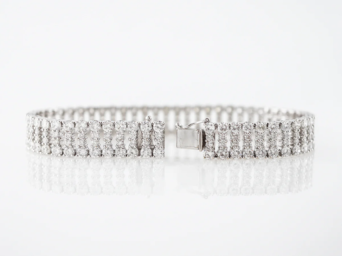 **RTV 1/17/19**Bracelet Modern 14.75 Round Brilliant Cut Diamonds in 18k White Gold - Image 2