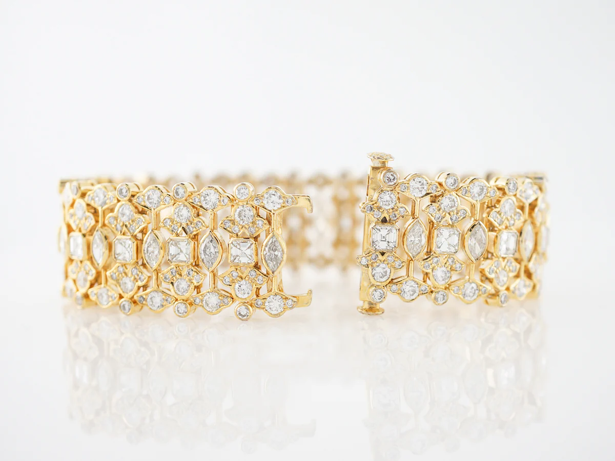 **RTV 1/17/19**Bracelet Modern 18.56 Asscher, Marquise, & Round Brilliant Cut Diamonds in 18k Yellow Gold - Image 2