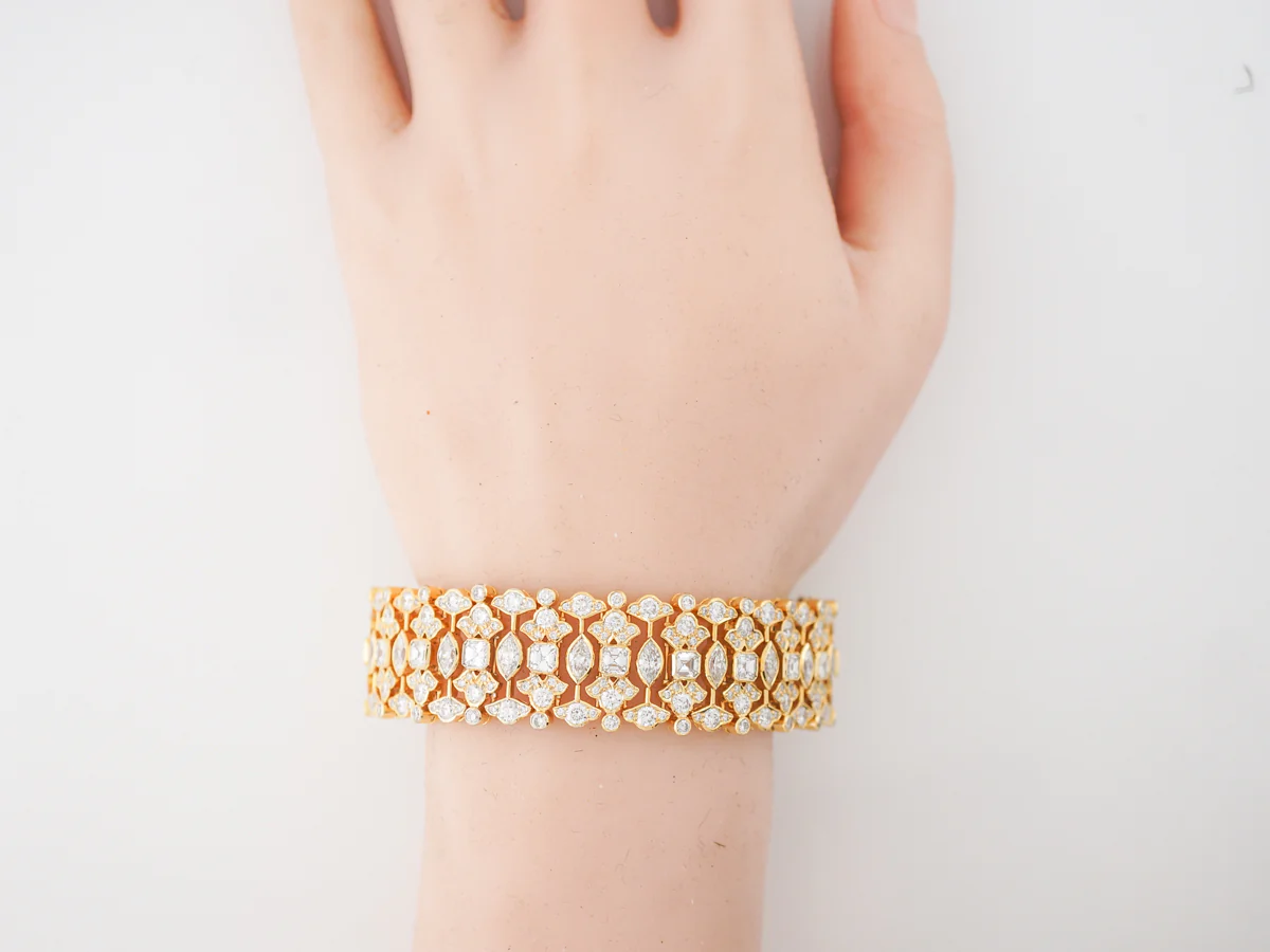**RTV 1/17/19**Bracelet Modern 18.56 Asscher, Marquise, & Round Brilliant Cut Diamonds in 18k Yellow Gold - Image 4