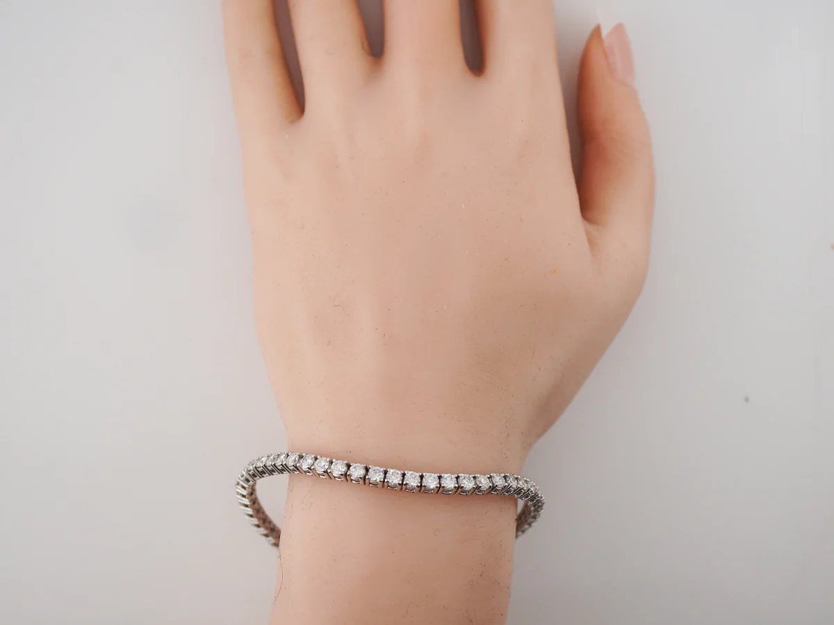 Bracelet Modern 5.70 Round Brilliant Cut Diamonds in 18k White Gold - Image 4