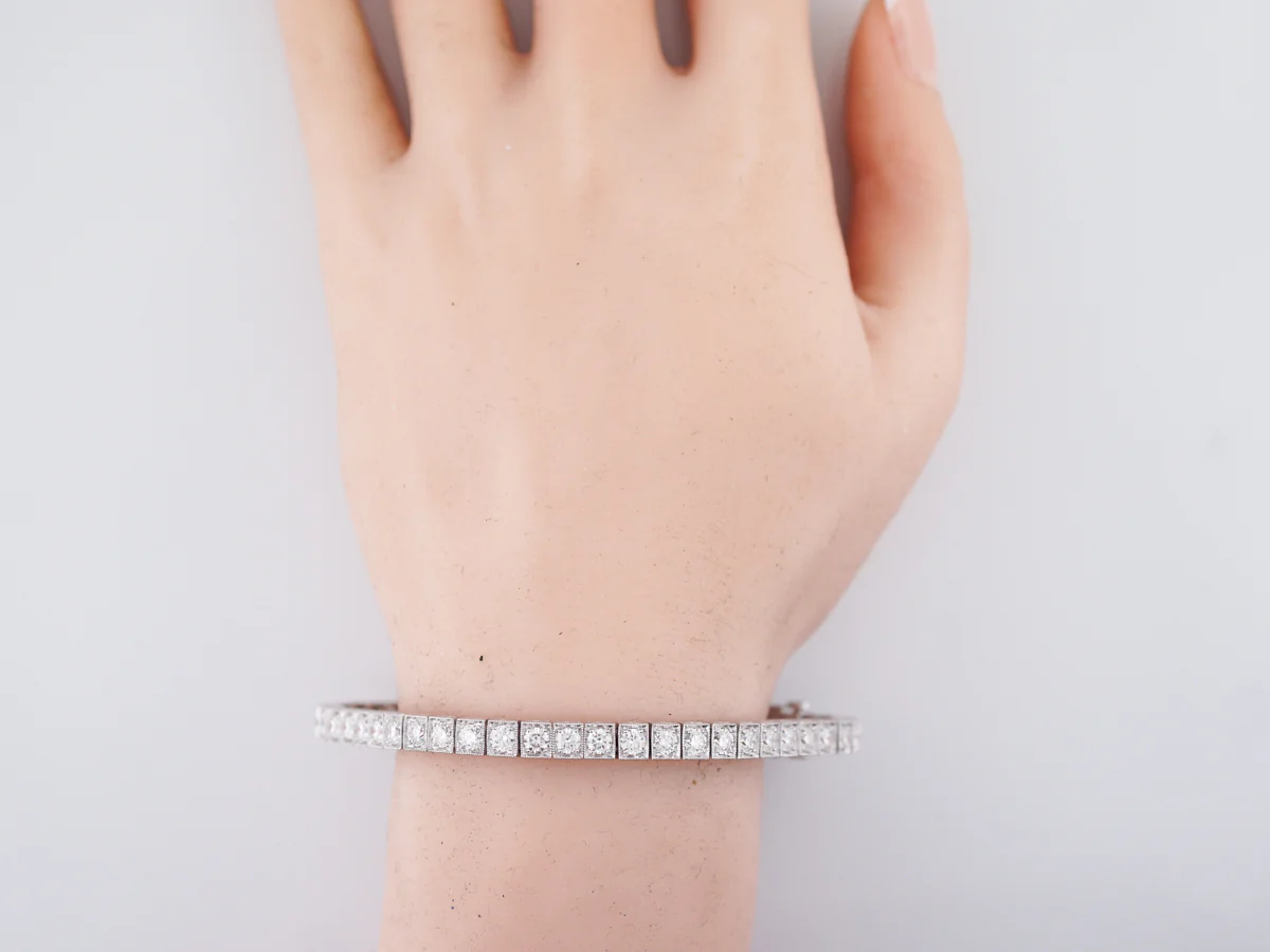 Bracelet Modern 6.03 Round Brilliant Cut Diamonds in Platinum - Image 5