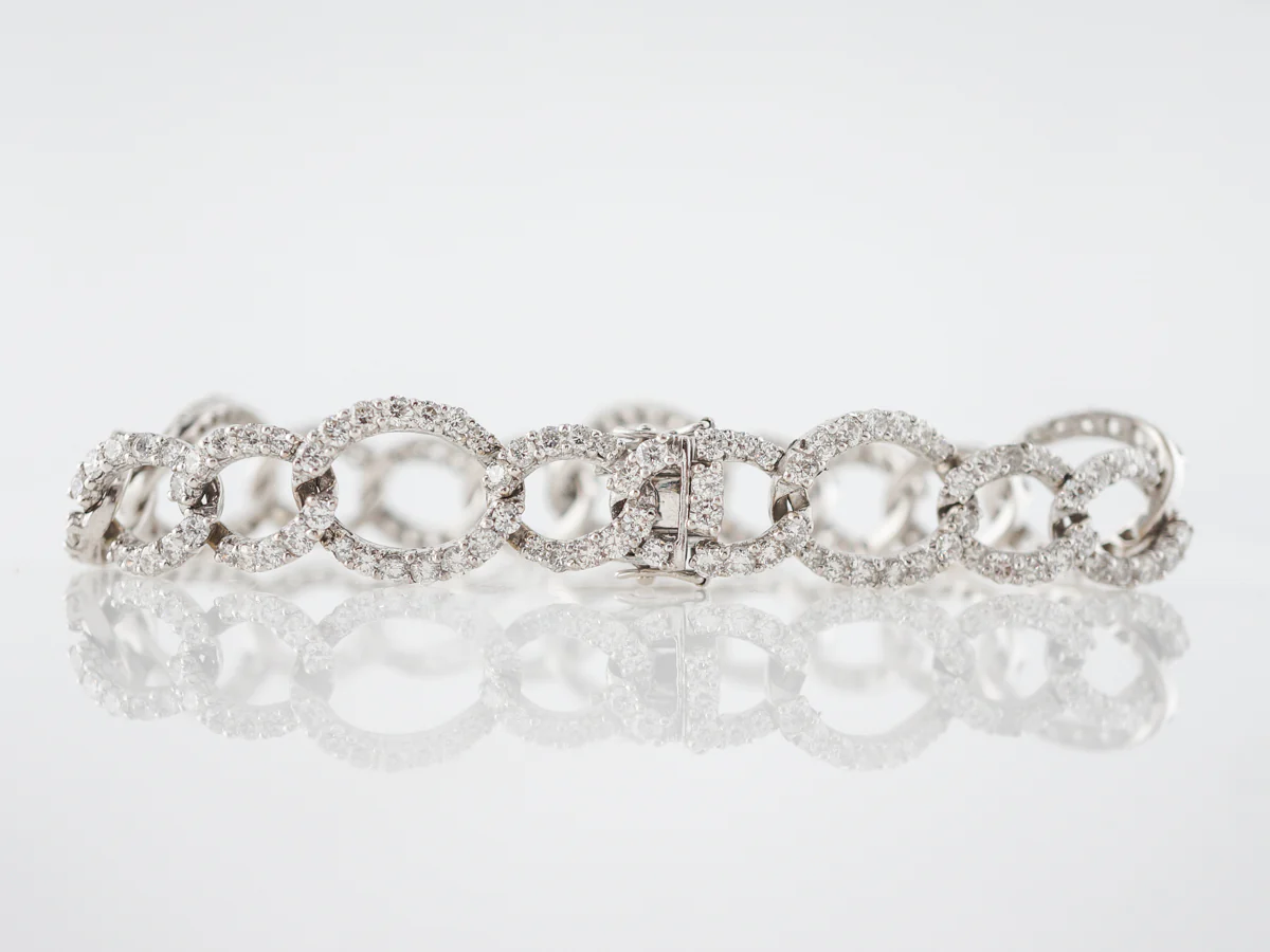**RTV 1/17/19**Bracelet Modern 9.31 Round Brilliant Cut Diamonds in 18k White Gold - Image 2