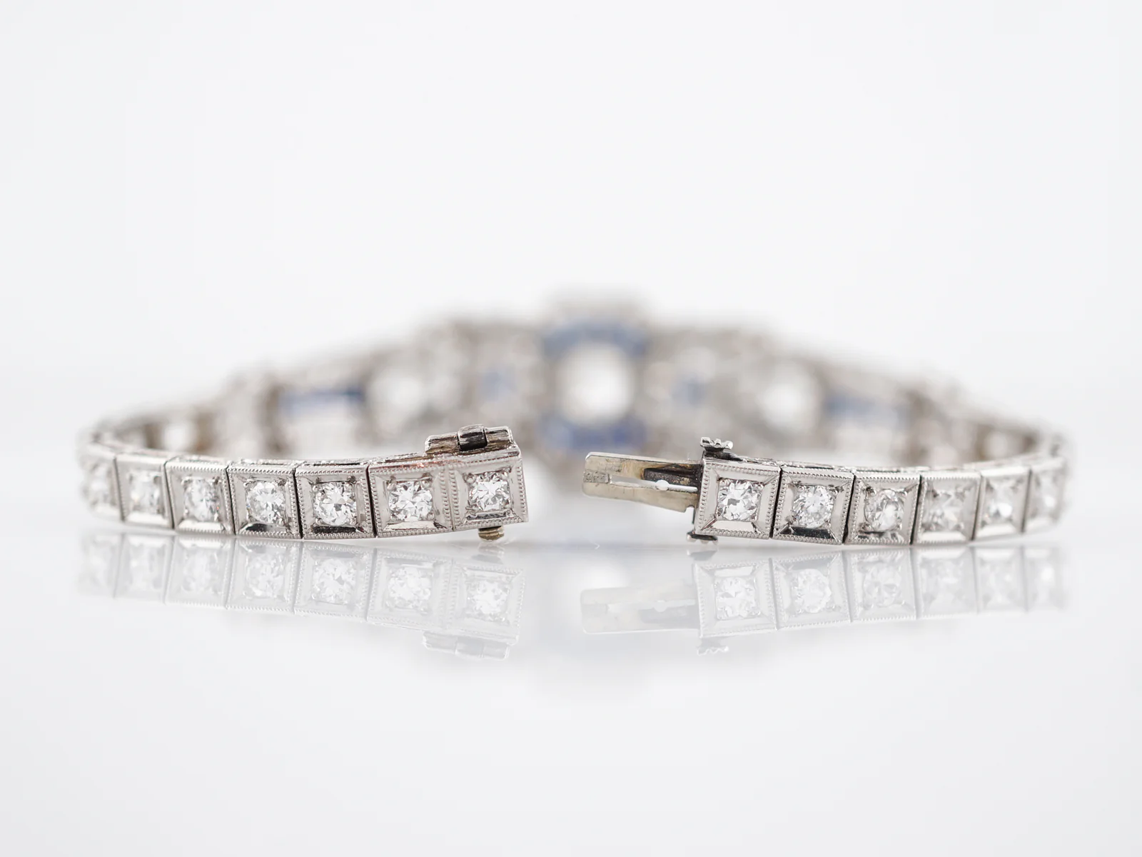 Bracelet Modern Art Deco Style 4.55 Old European Cut Diamonds & .96 Sapphire in Platinum - Image 3