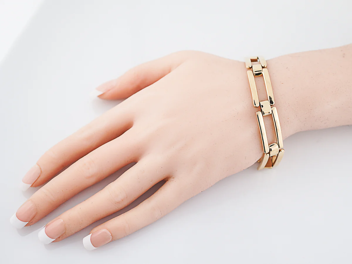 Bracelet Modern Chain Link in 18K Yellow Gold - Image 5