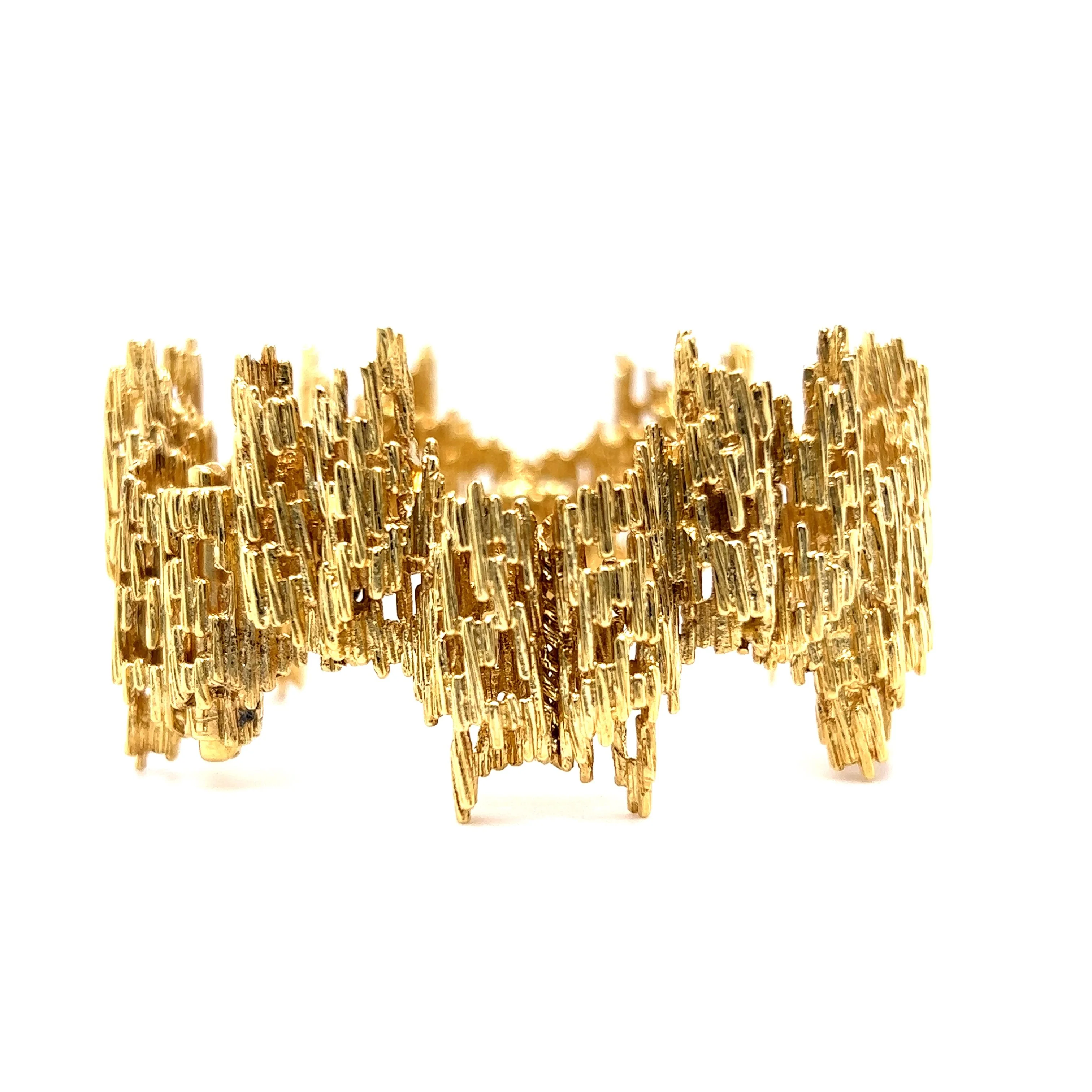 Brutalist Bark Textured Bracelet in 18k Yellow Gold - Image 3
