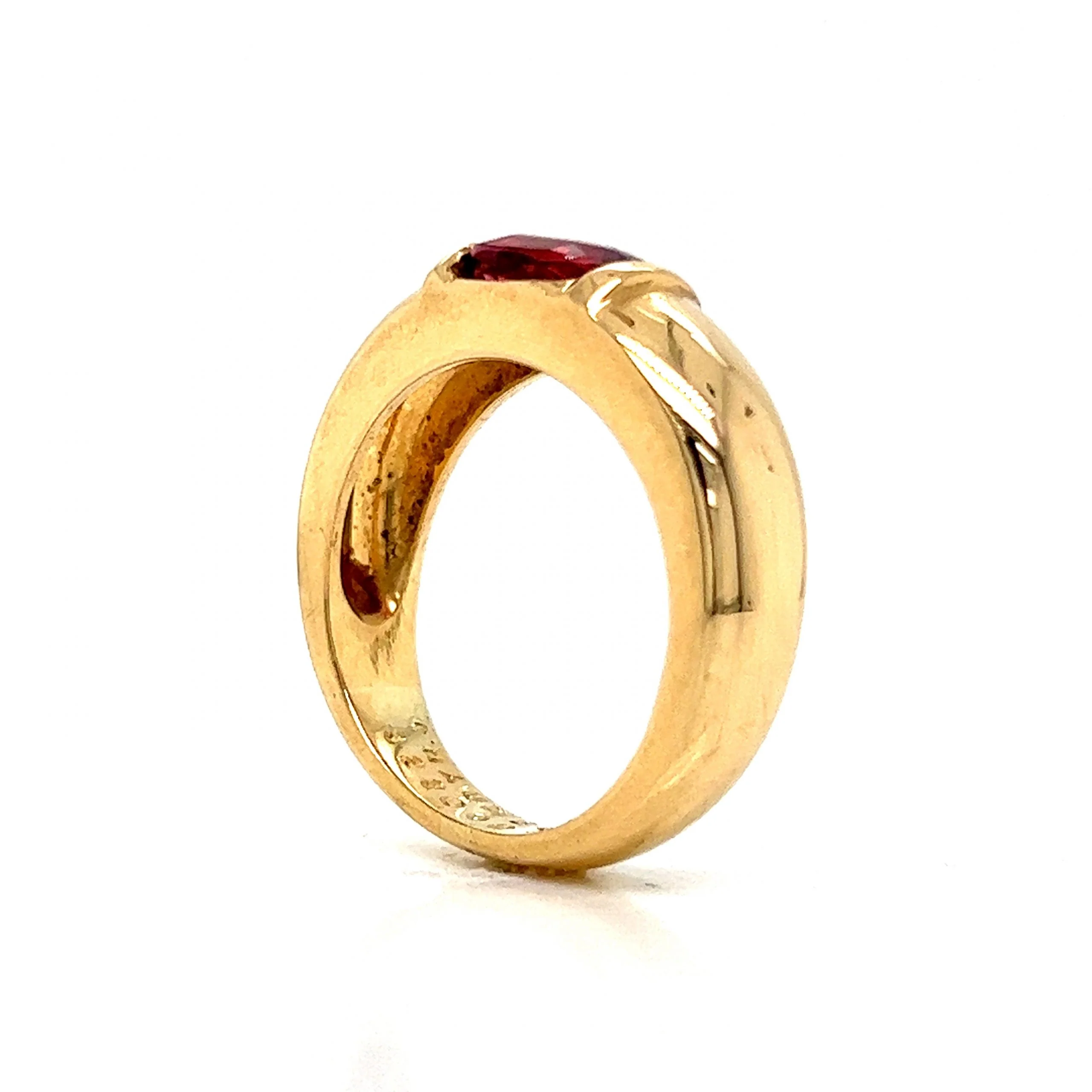 Chaumet Oval Cut Pink Tourmaline Ring in 18k Yellow Gold - Image 5