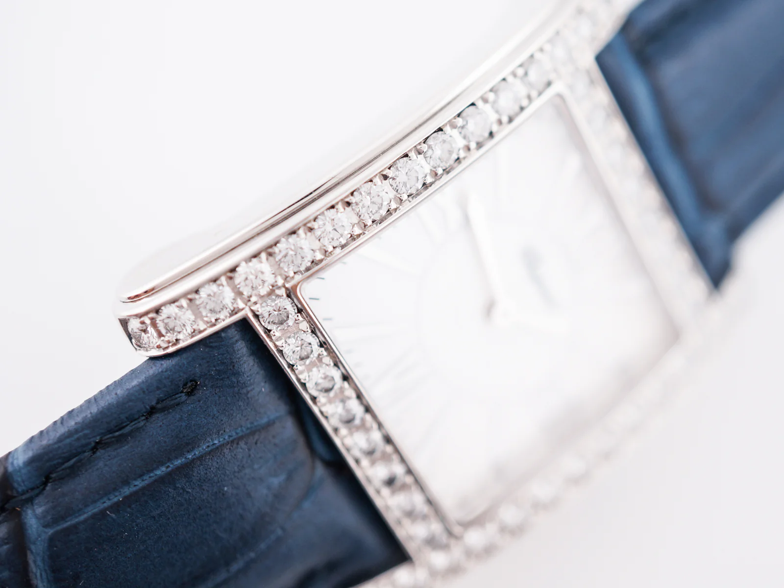 Chopard "H" Ladies Watch Modern 1.55 Round Brilliant Cut Diamonds in 18K White Gold - Image 5