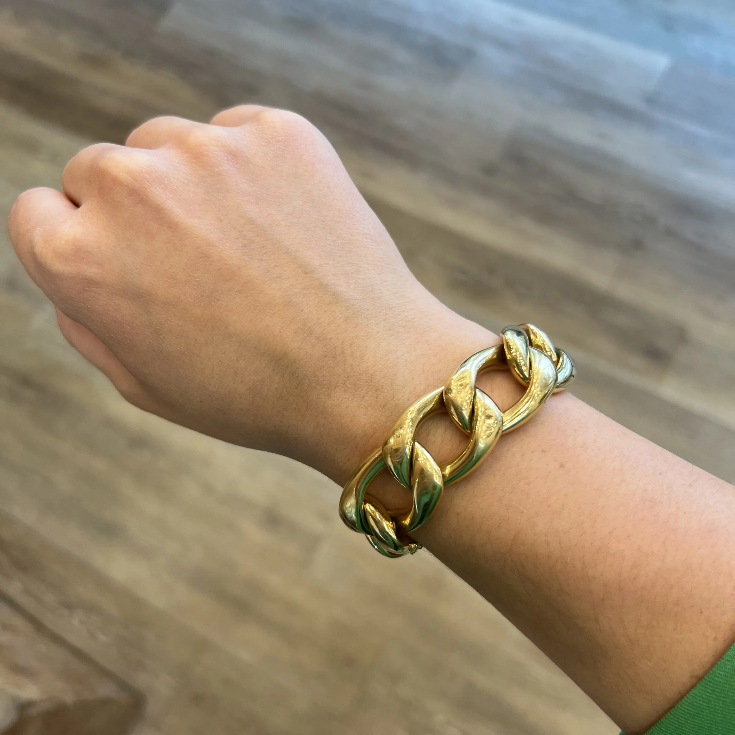 Chunky Open Link Bracelet in 18k Yellow Gold - Image 5