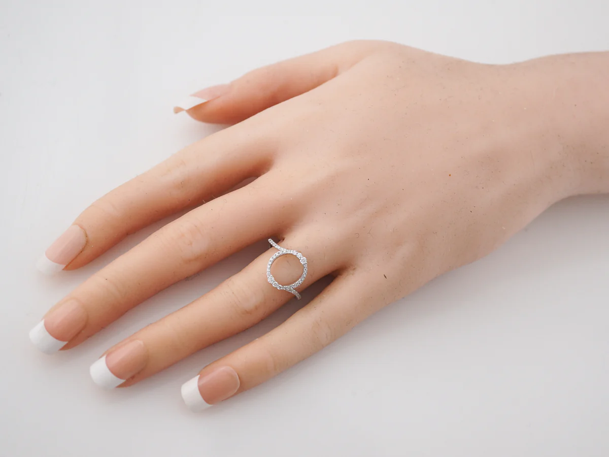 Circular Diamond Right Hand Ring in White Gold - Image 7