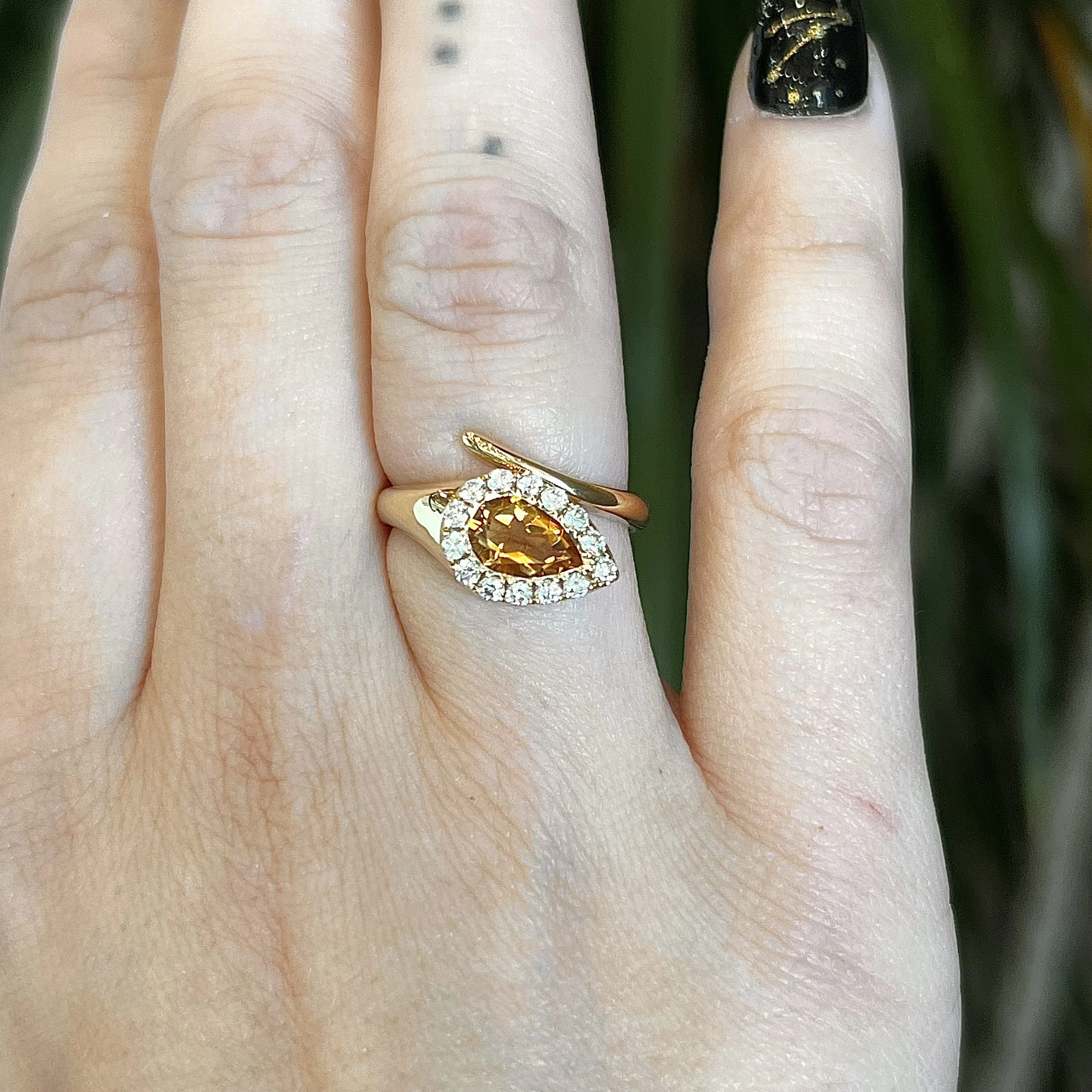 Citrine & Diamond Snake Shaped Ring in 14k Yellow Gold - Image 6