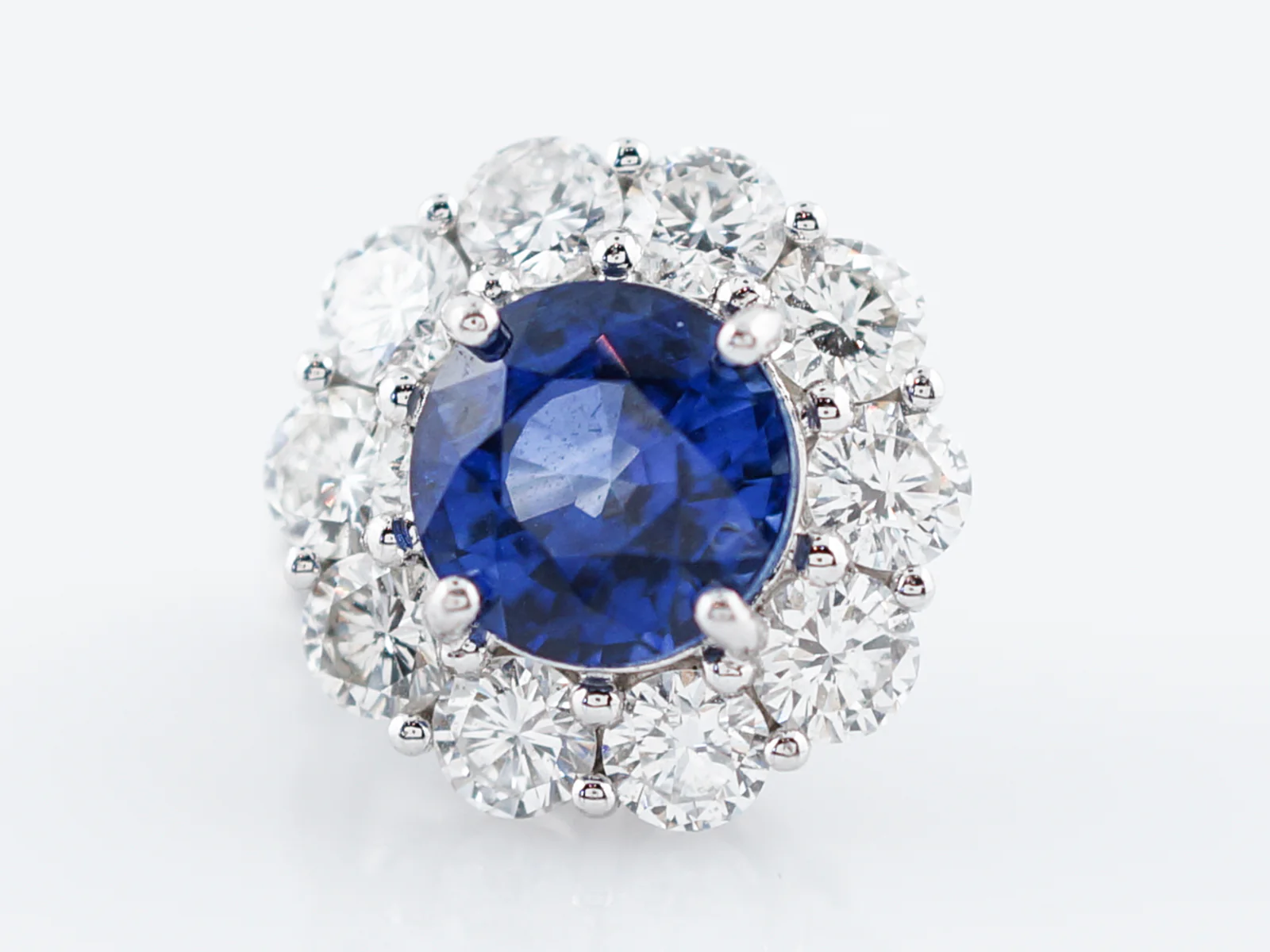 Cluster Earrings Modern 4.11 Round Brilliant Cut Sapphire & Diamond in Platinum - Image 4