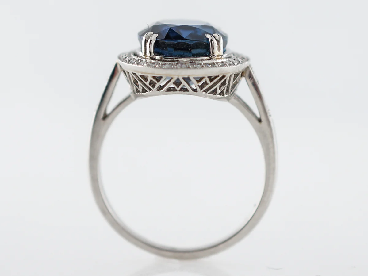 Cocktail Ring Modern 6.31 Oval Cut No Heat Sapphire & Diamonds in Platinum - Image 4