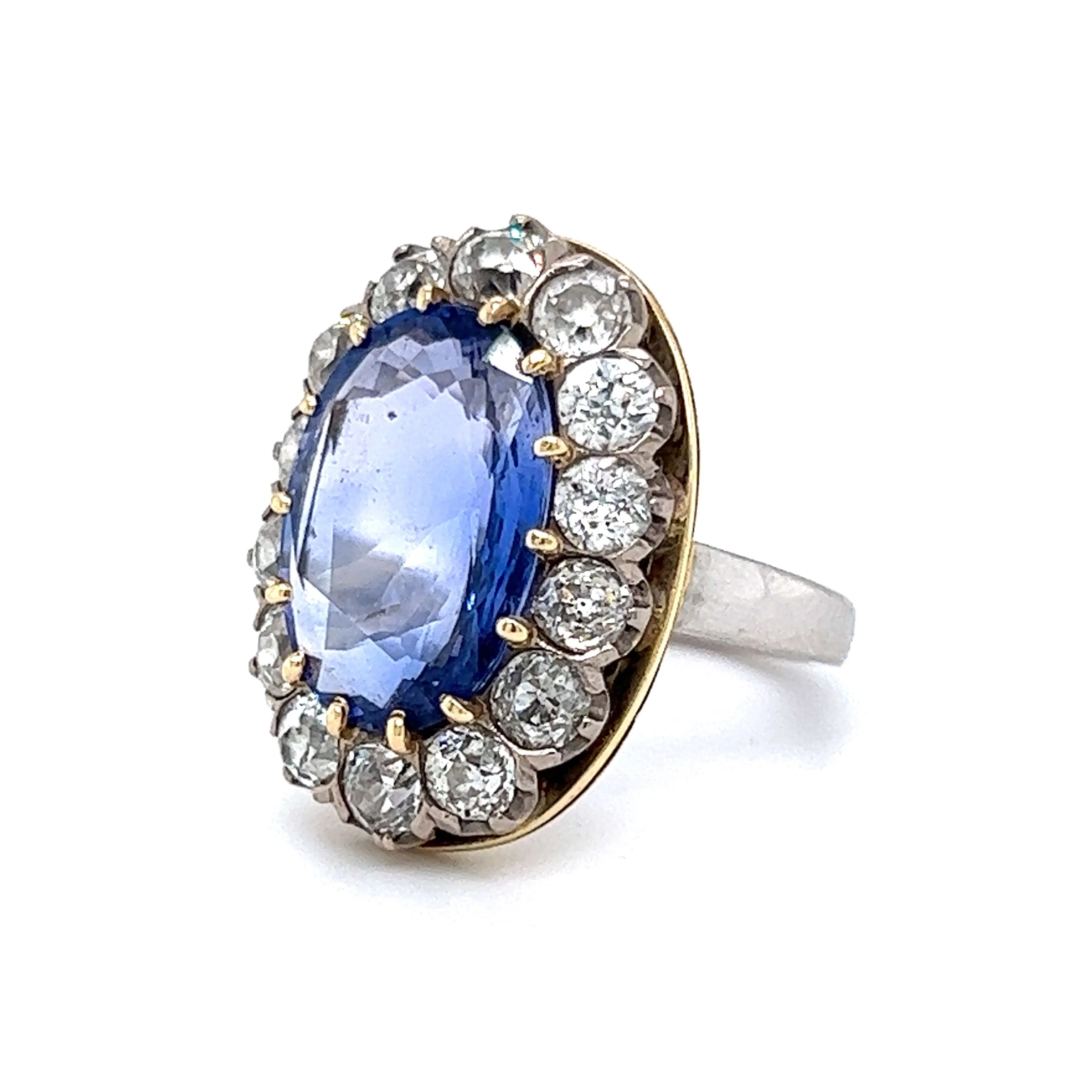 Cocktail Ring Modern 7.04 Oval Cut Sapphire in Platinum - Image 2