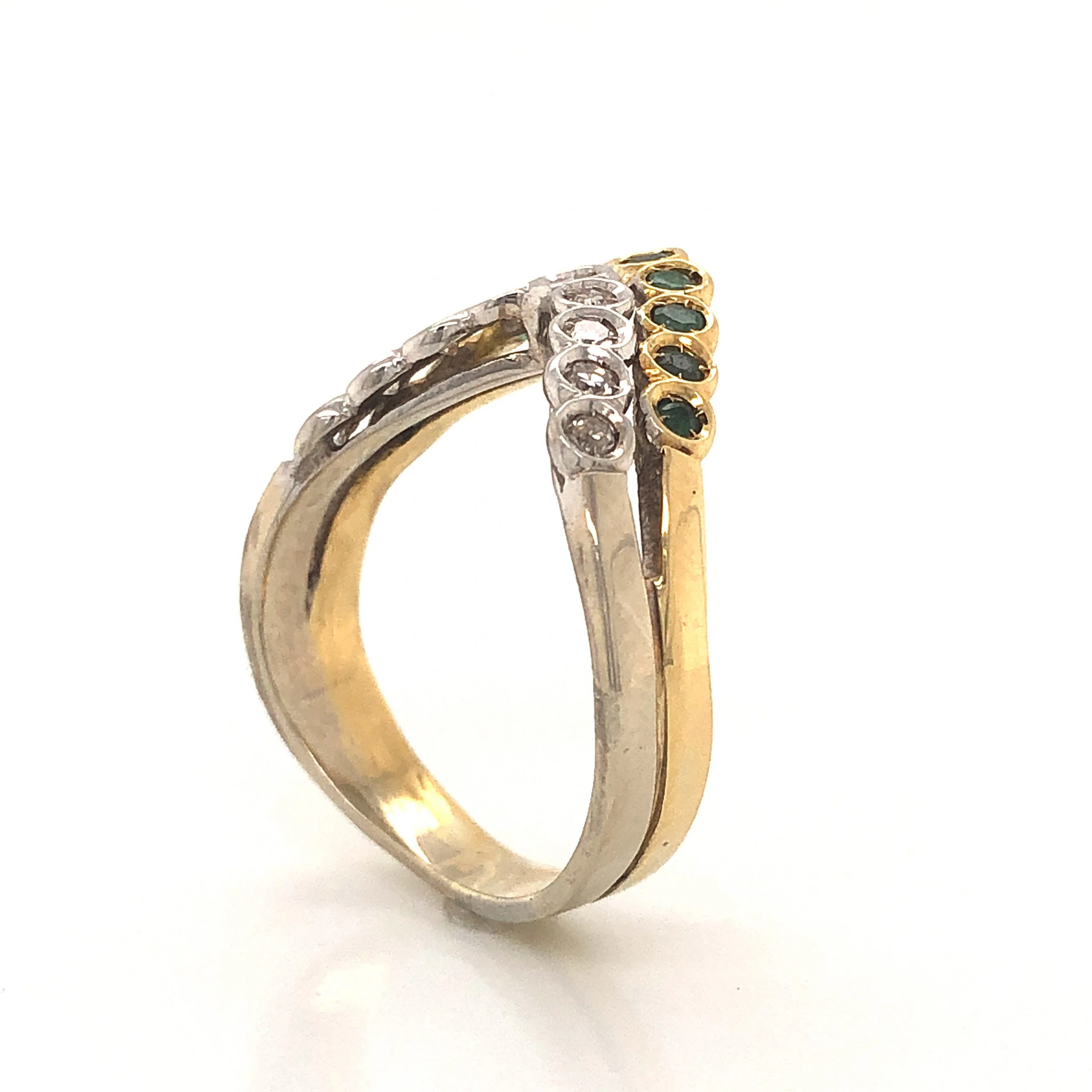 Contoured Bezel Set Emerald & Diamond Band in 18k Gold - Image 4