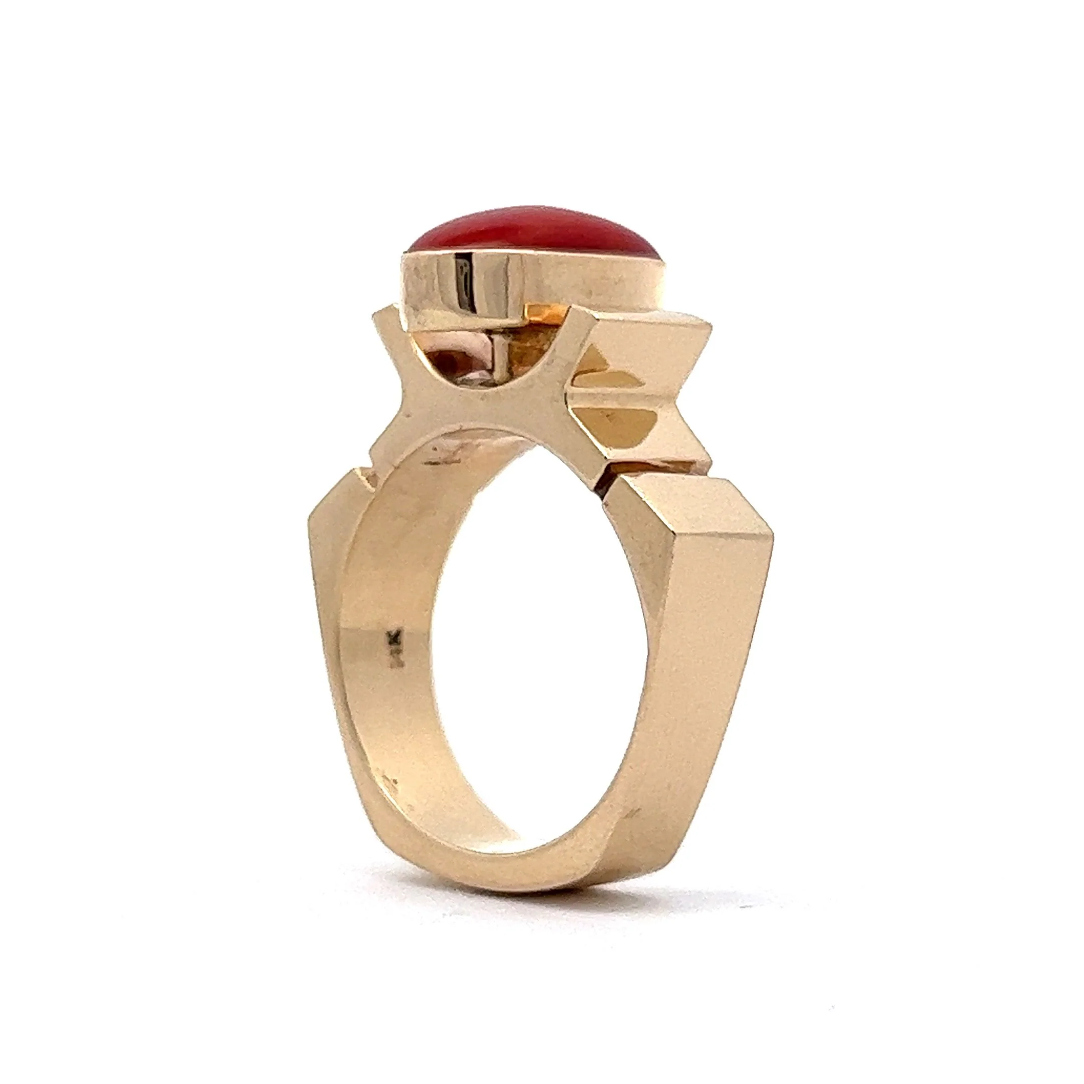 Vintage Mid-Century Coral Right Hand Ring in 14k Yellow Gold - Image 5