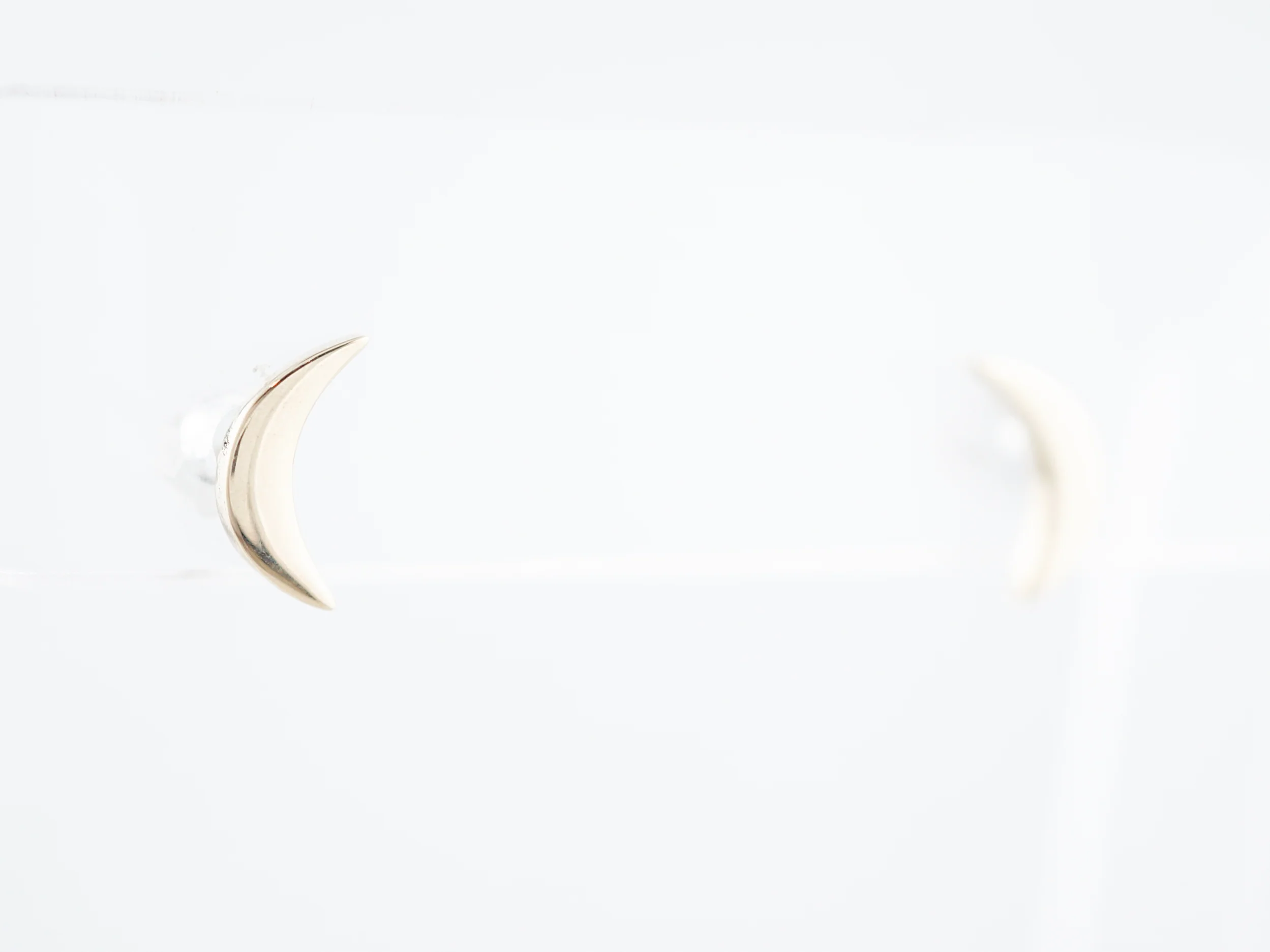 Crescent Moon Earrings Modern in 14K Yellow Gold - Image 2