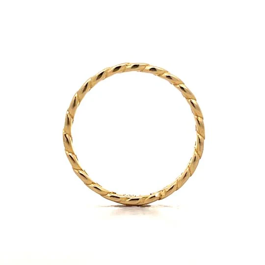 Curb Link Chain Stacking Ring in 14k Yellow Gold - Image 4