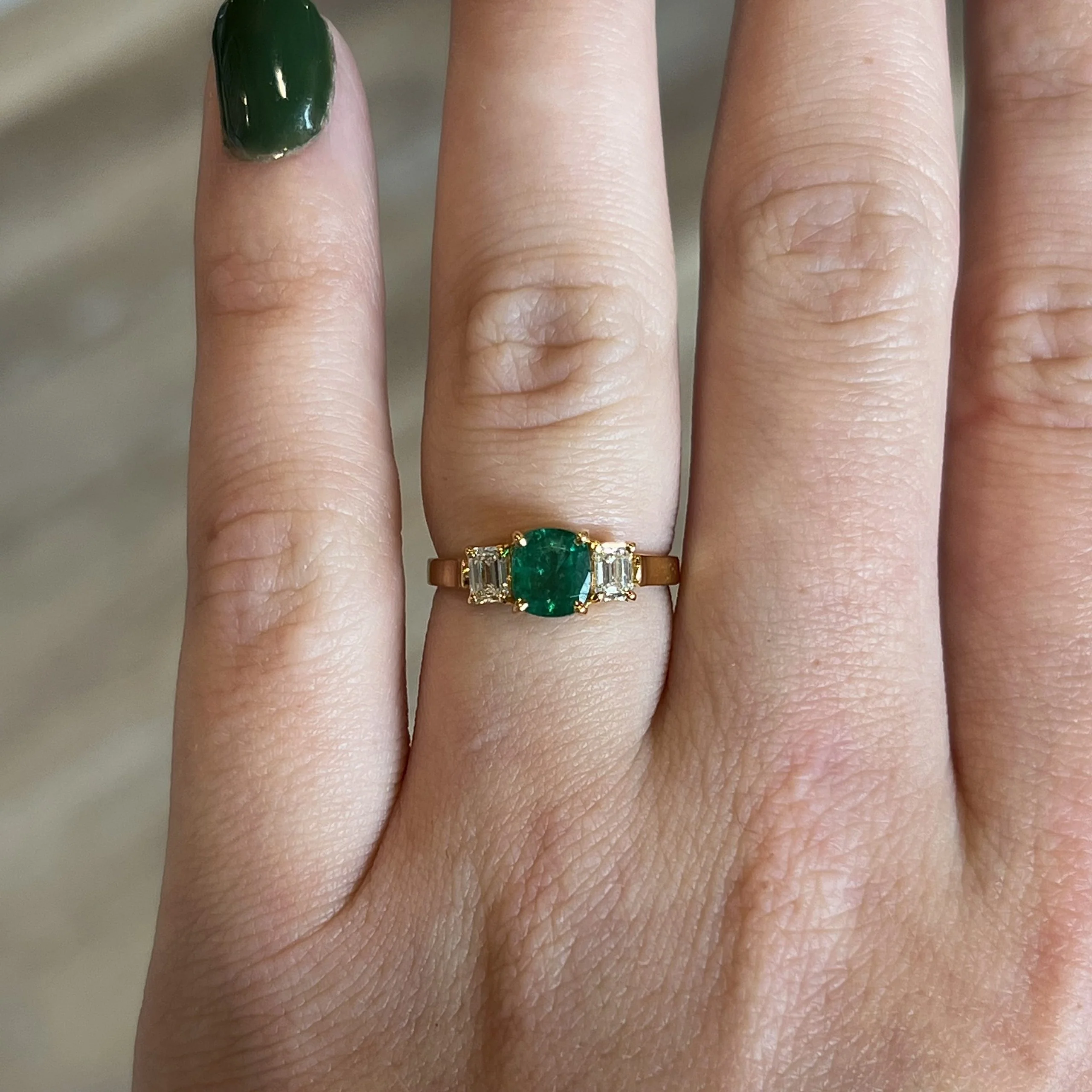 Cushion Cut Emerald & Diamond Ring in 18k Yellow Gold - Image 6