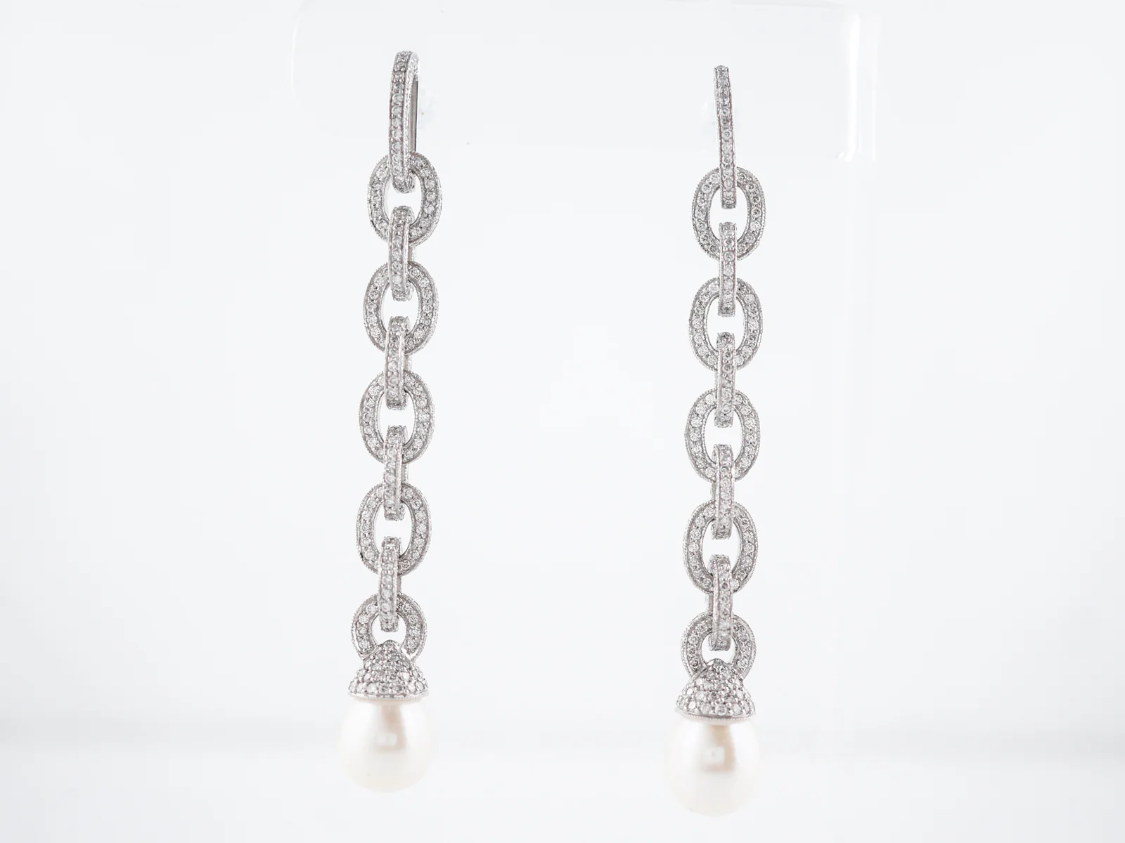 Dangle Earrings Modern 6.59 Round Brilliant Cut Diamonds & Pearl in Platinum