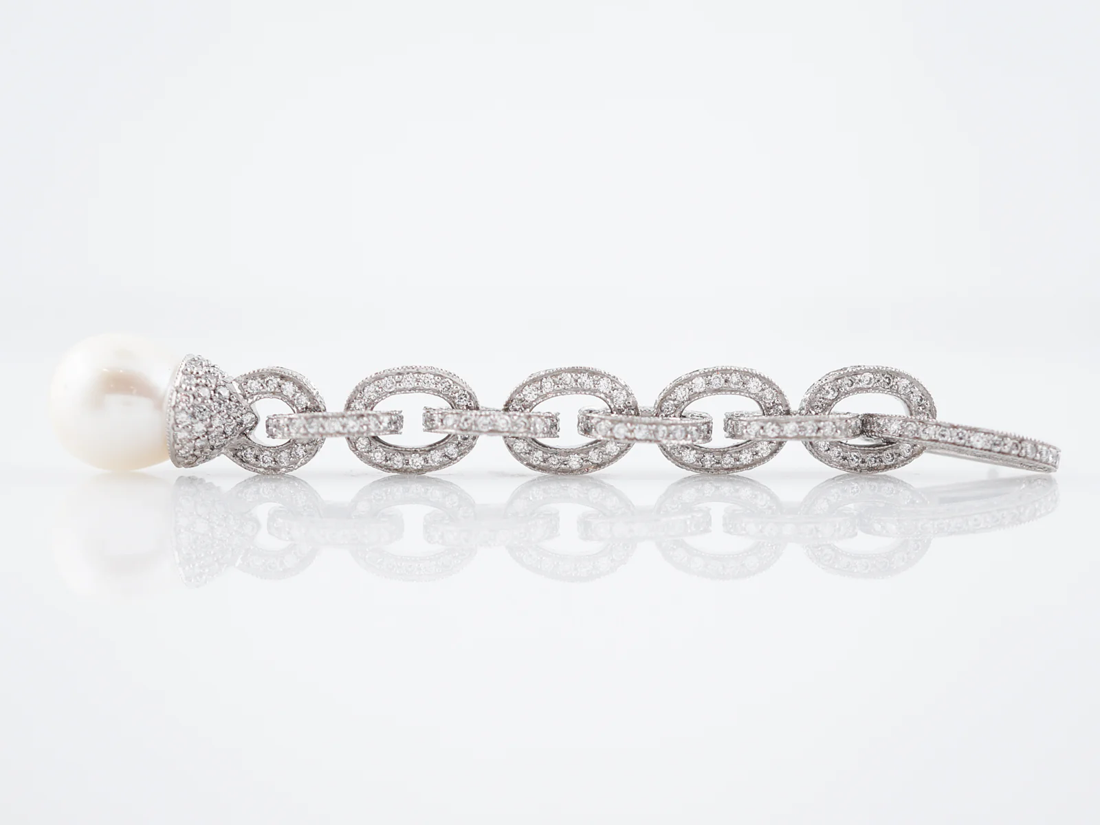 Dangle Earrings Modern 6.59 Round Brilliant Cut Diamonds & Pearl in Platinum - Image 5