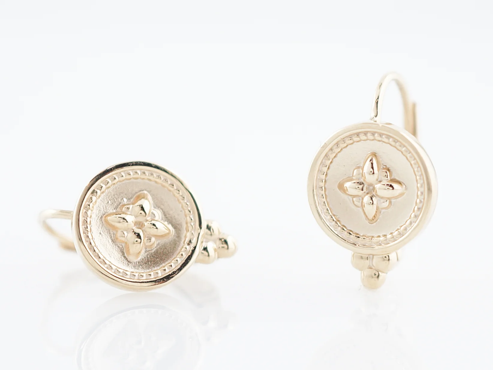 Dangle Earrings Modern in 14K Yellow Gold - Image 3