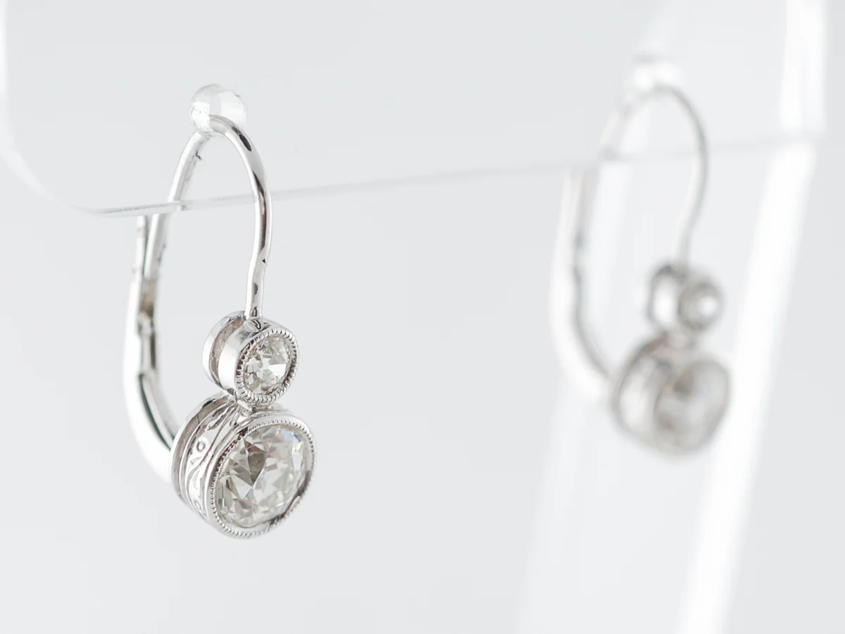 Deco Style Diamond Earrings 1 Carat in Platinum - Image 2