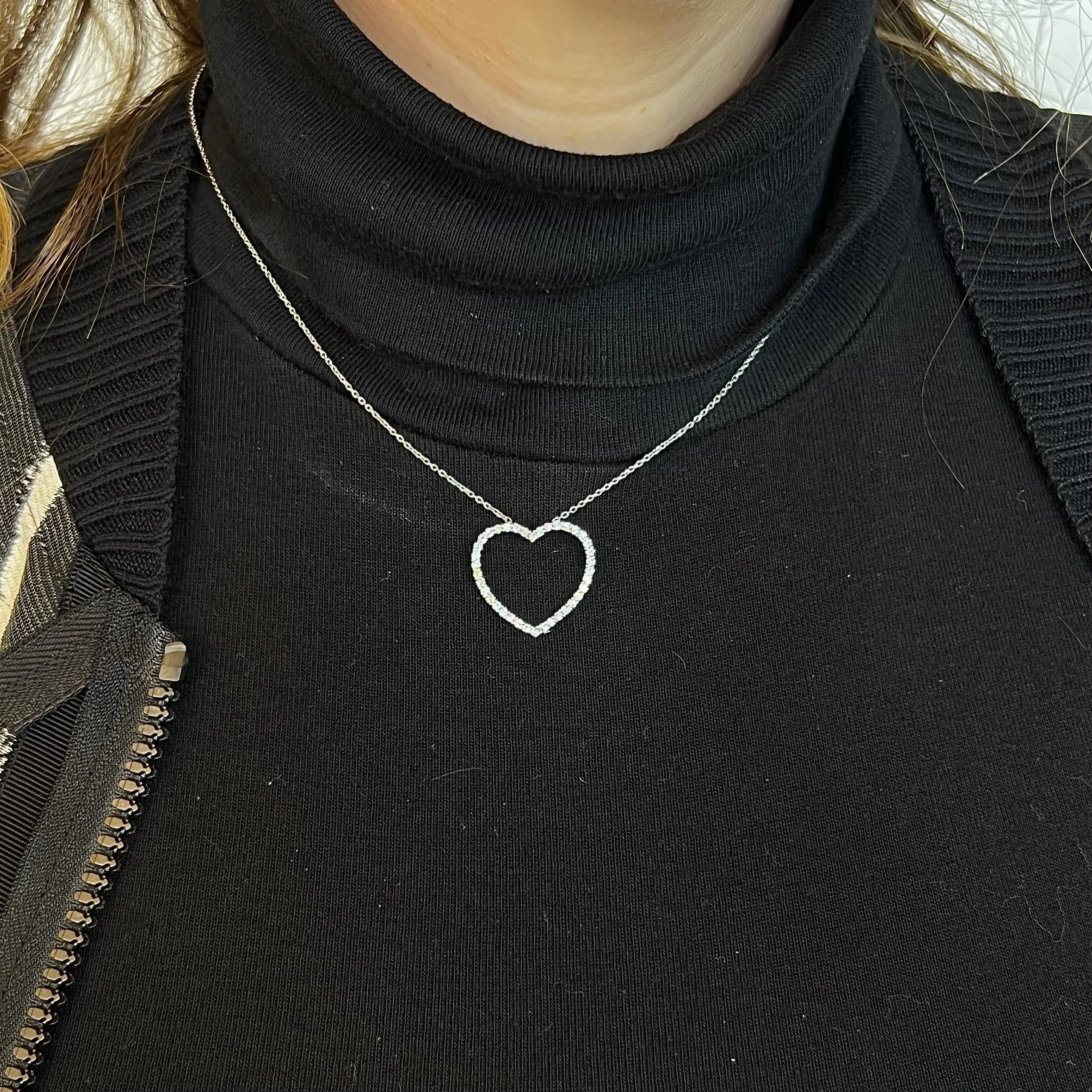 Diamond Cut-Out Heart Pendant Necklace in 14k White Gold - Image 4