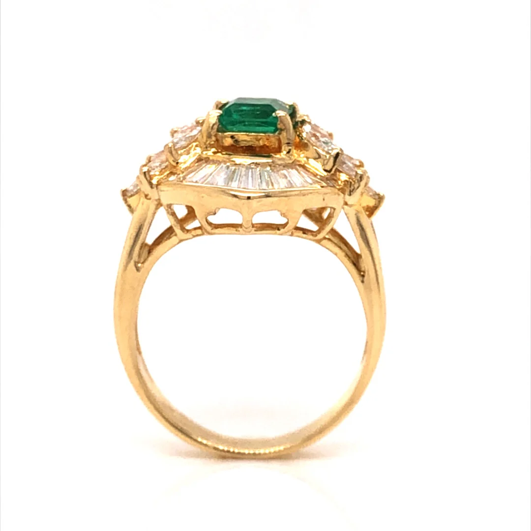 Diamond & Emerald Ballerina Cocktail Ring in 18k Yellow Gold - Image 4