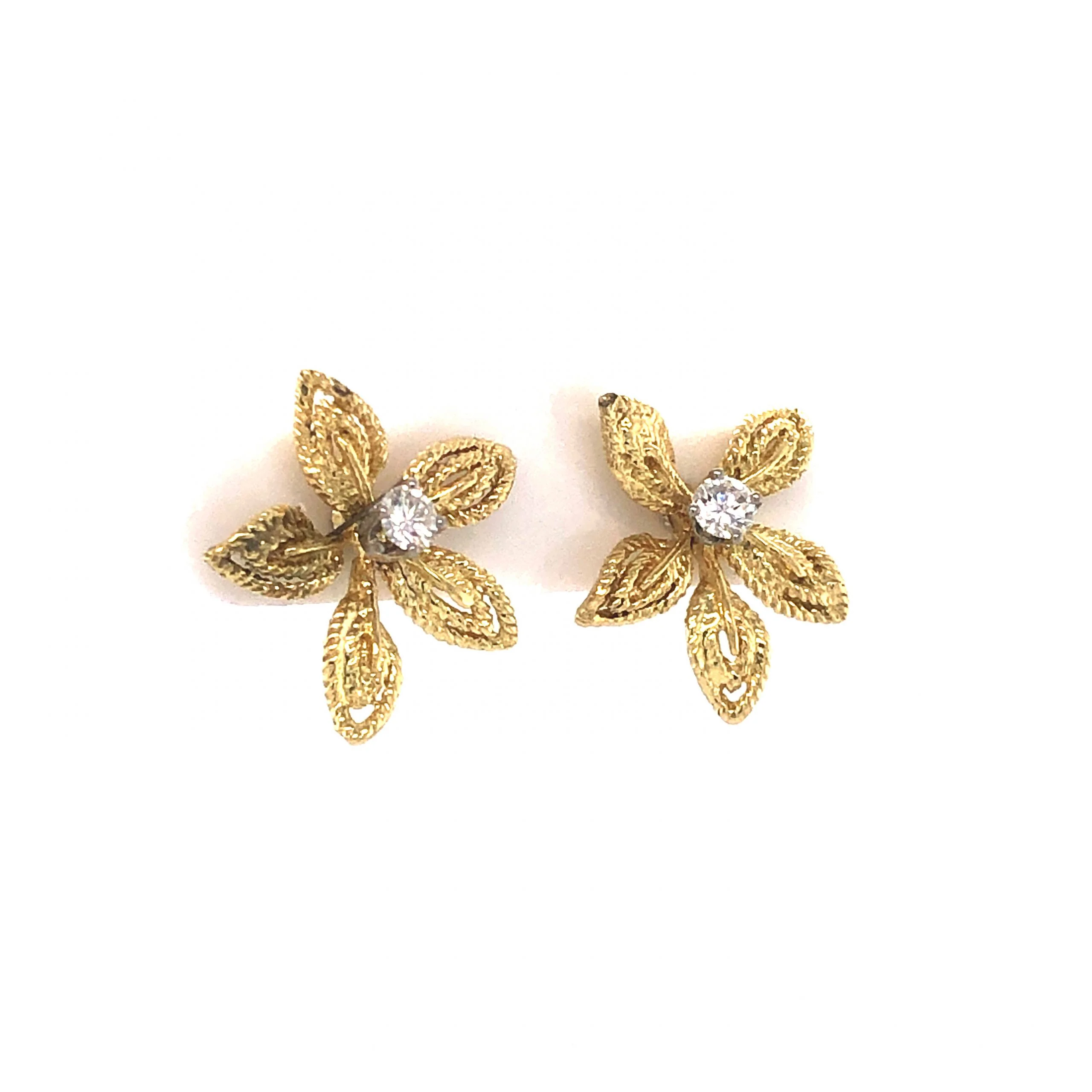 Diamond Flower Stud Earrings in 14K Yellow Gold - Image 3