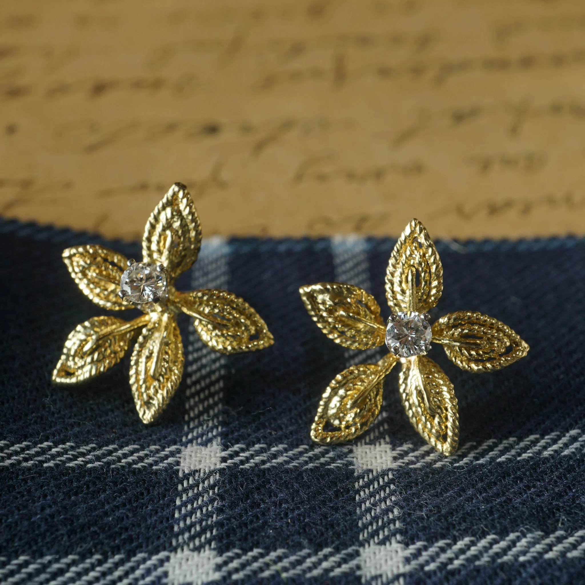Diamond Flower Stud Earrings in 14K Yellow Gold - Image 4