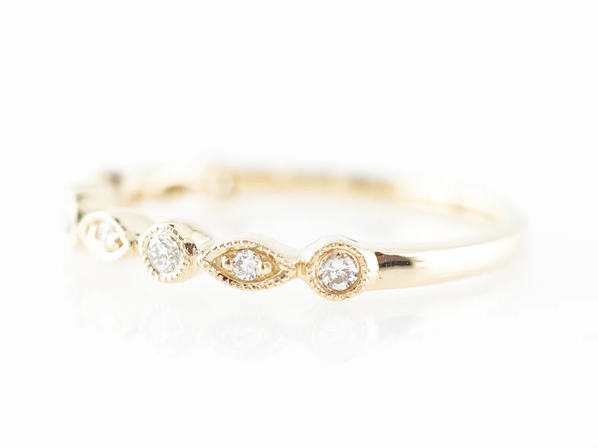 Diamond & Milgrain Yellow Gold Wedding Band - Image 2