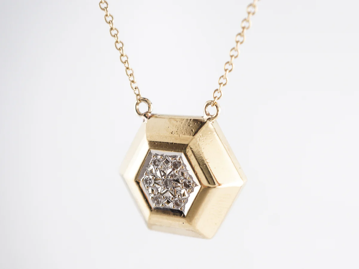 Diamond Pendant in 18k Yellow Gold - Image 2