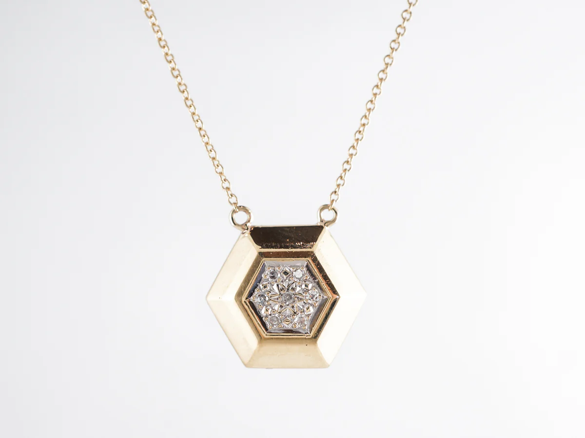 Diamond Pendant in 18k Yellow Gold - Image 3