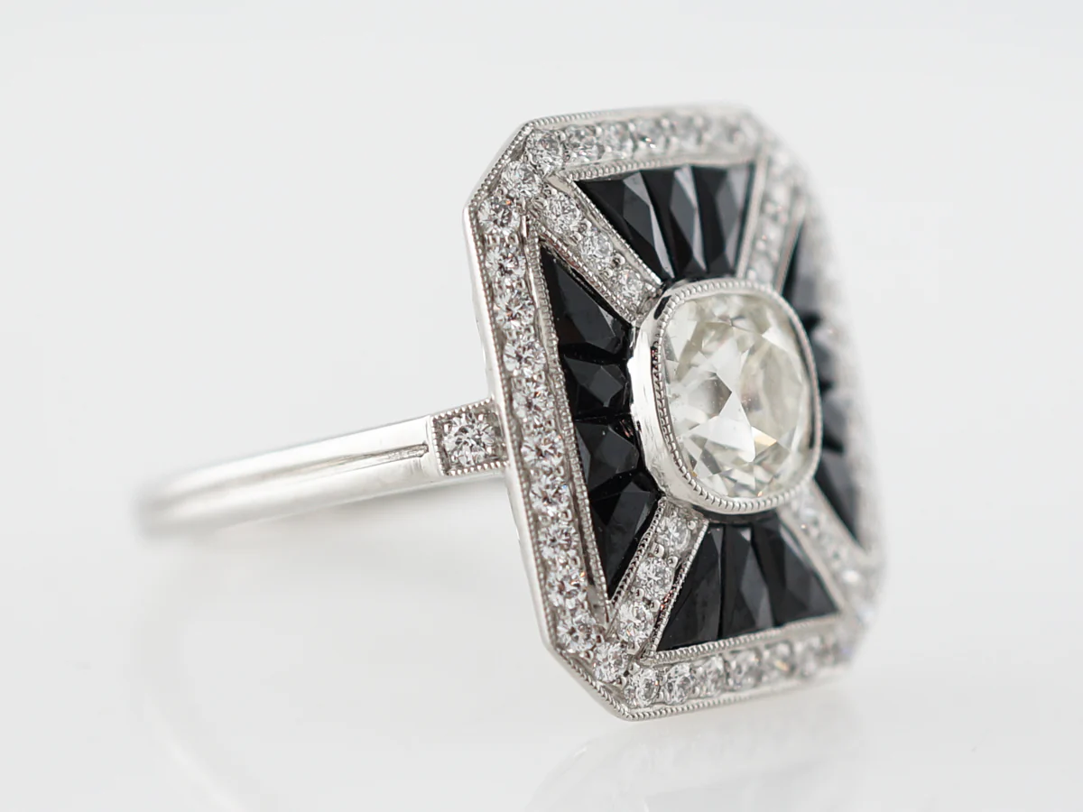 Diamond & Sapphire Right Hand Ring in Platinum - Image 3