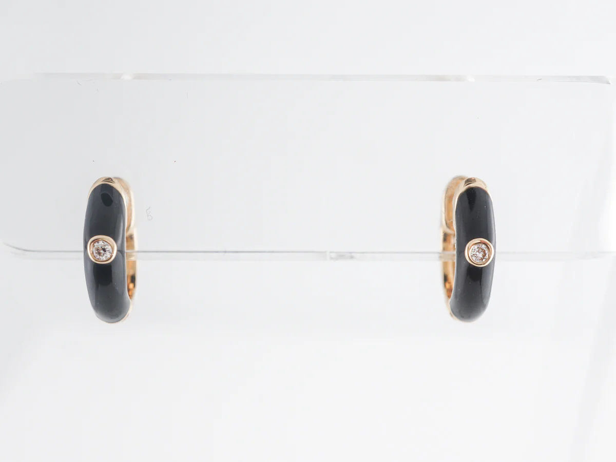 Earring Huggies w/ Diamond in 14K Yellow Gold