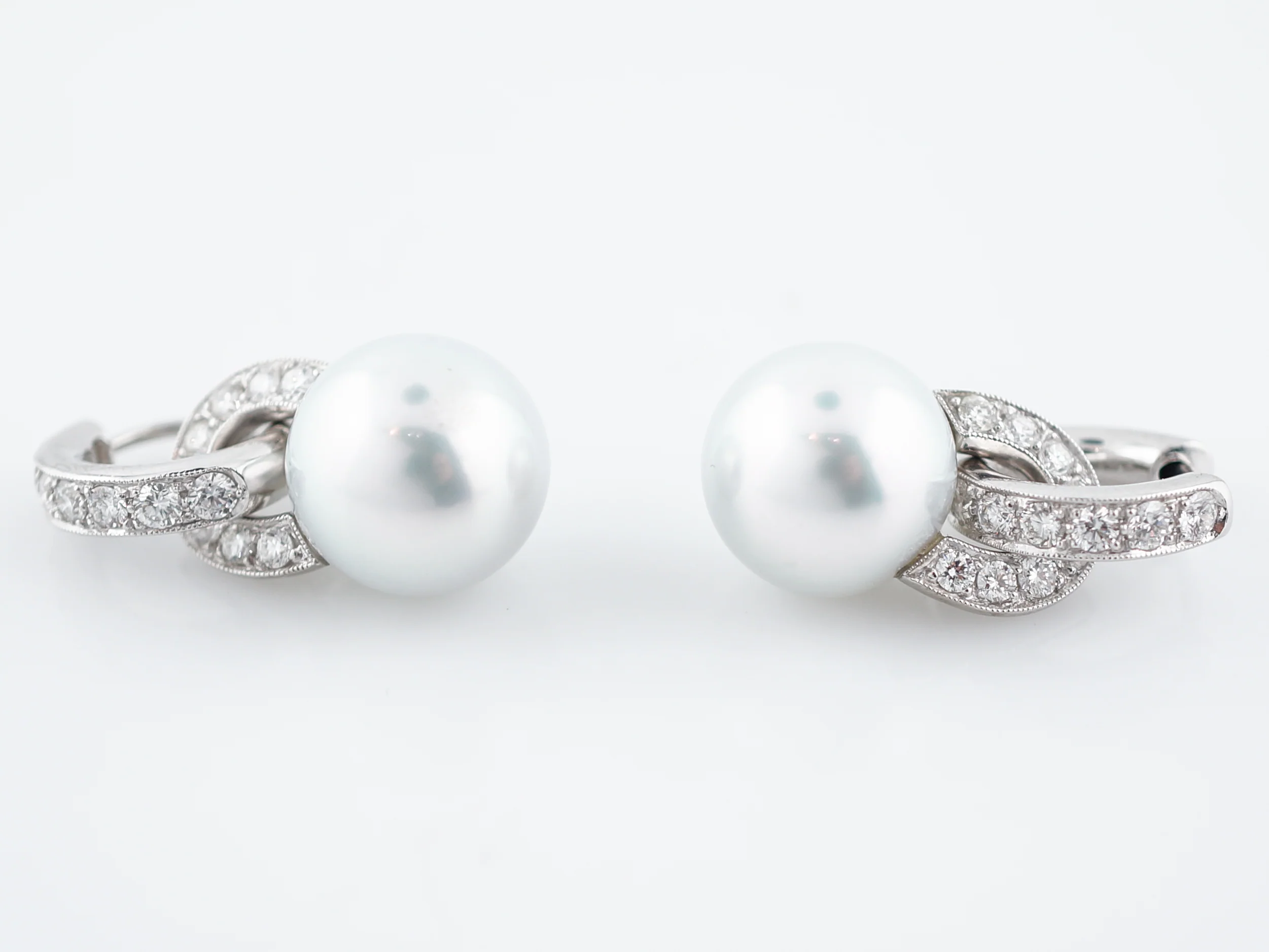 **RTV 1/10/19**Earrings Modern Pearl & 1.60 Round Brilliant Cut Diamonds in Platinum - Image 3