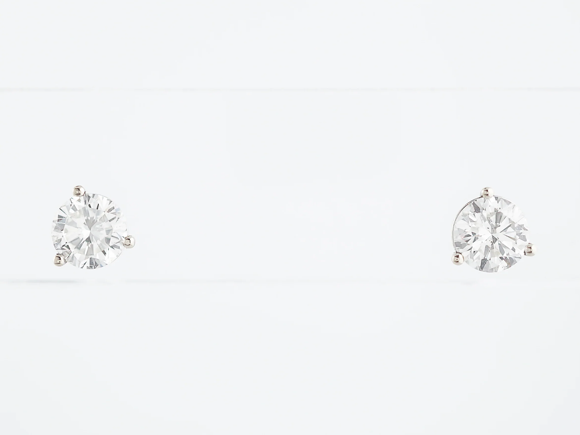 Earrings Modern 1.43 Round Brilliant Cut Diamonds in 14k White Gold - Image 2