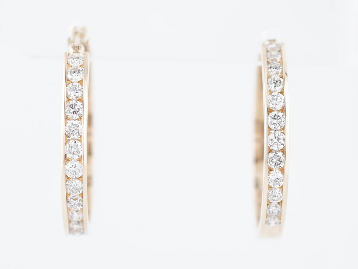 Earrings Modern 2.5 Round Brilliant Cut Diamonds in 14k Yellow Gold