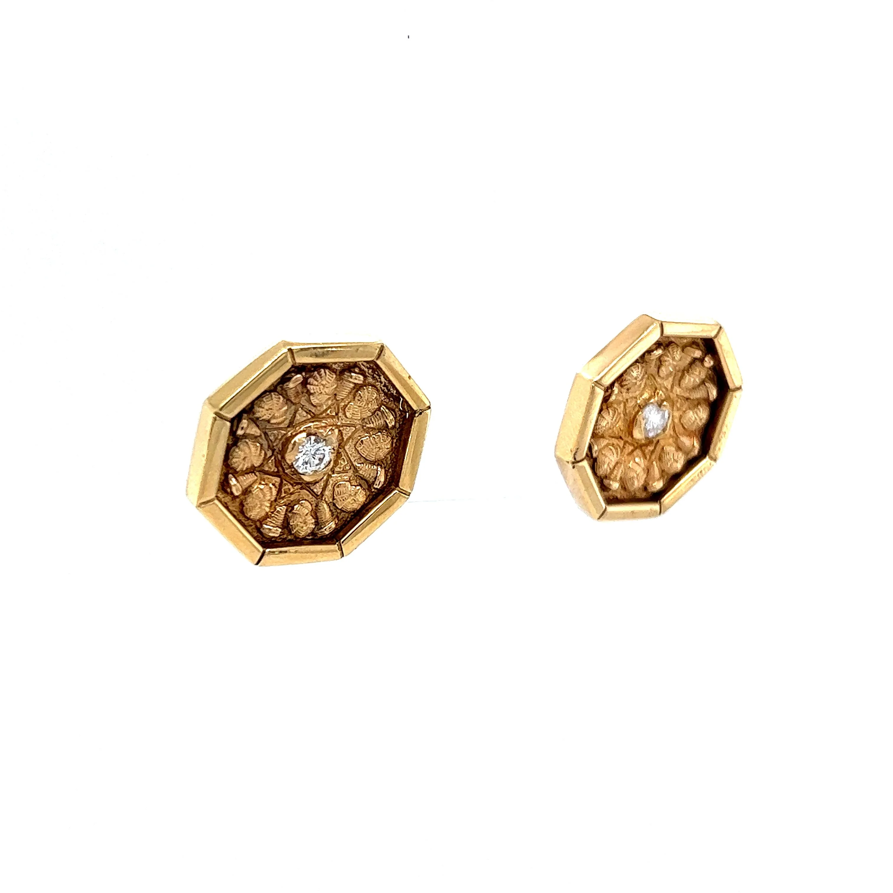 Earrings Modern .20 Round Brilliant Cut Diamonds in 14K Yellow Gold - Image 3
