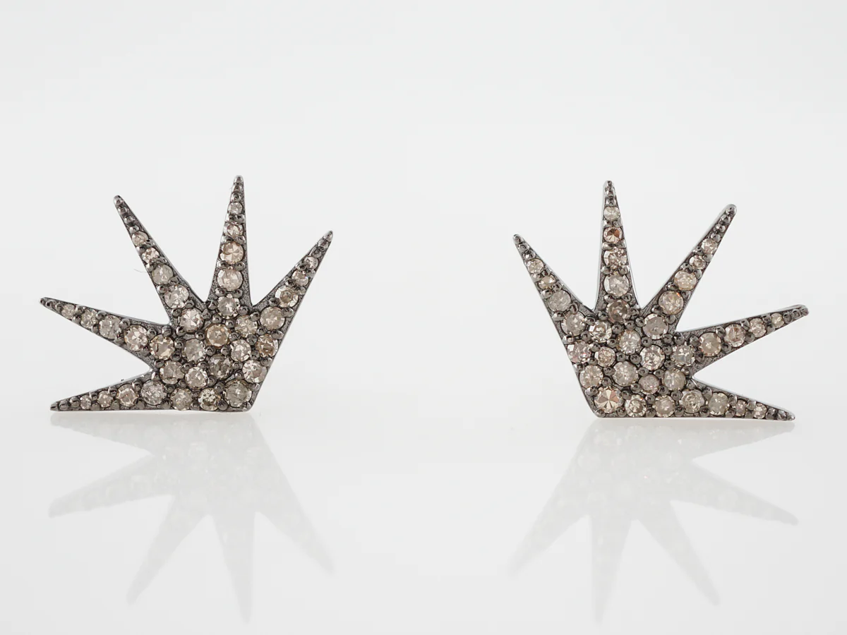 Earrings Modern .70 Round Brilliant Cut Diamonds in Sterling Silver - Image 4