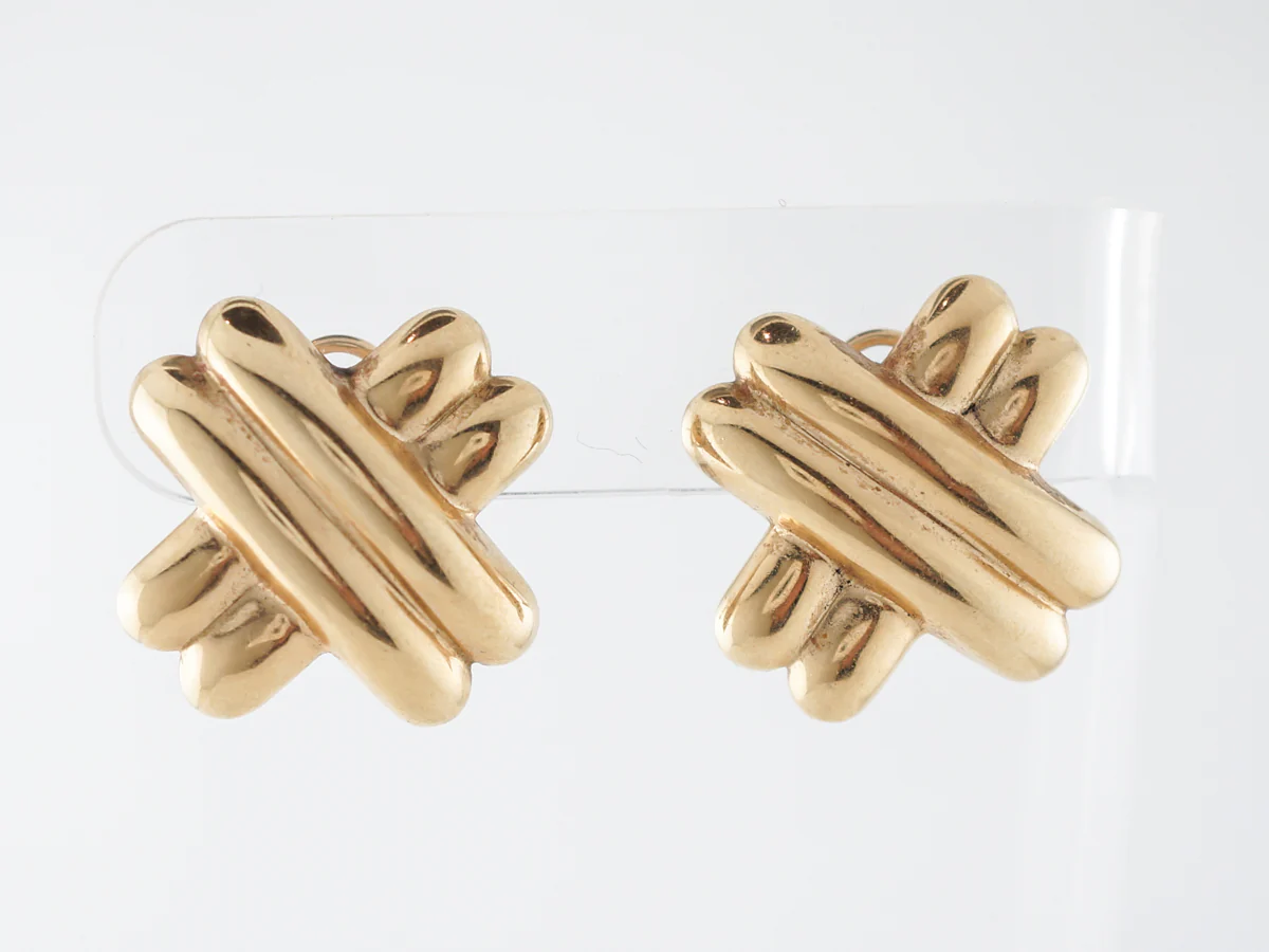 Earrings Modern in 14k Yellow Gold