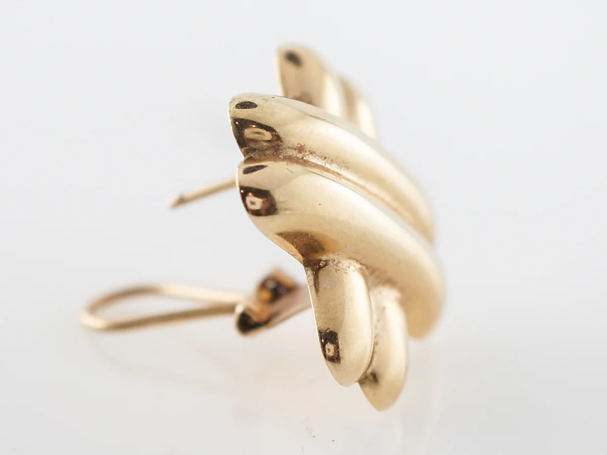 Earrings Modern in 14k Yellow Gold - Image 4