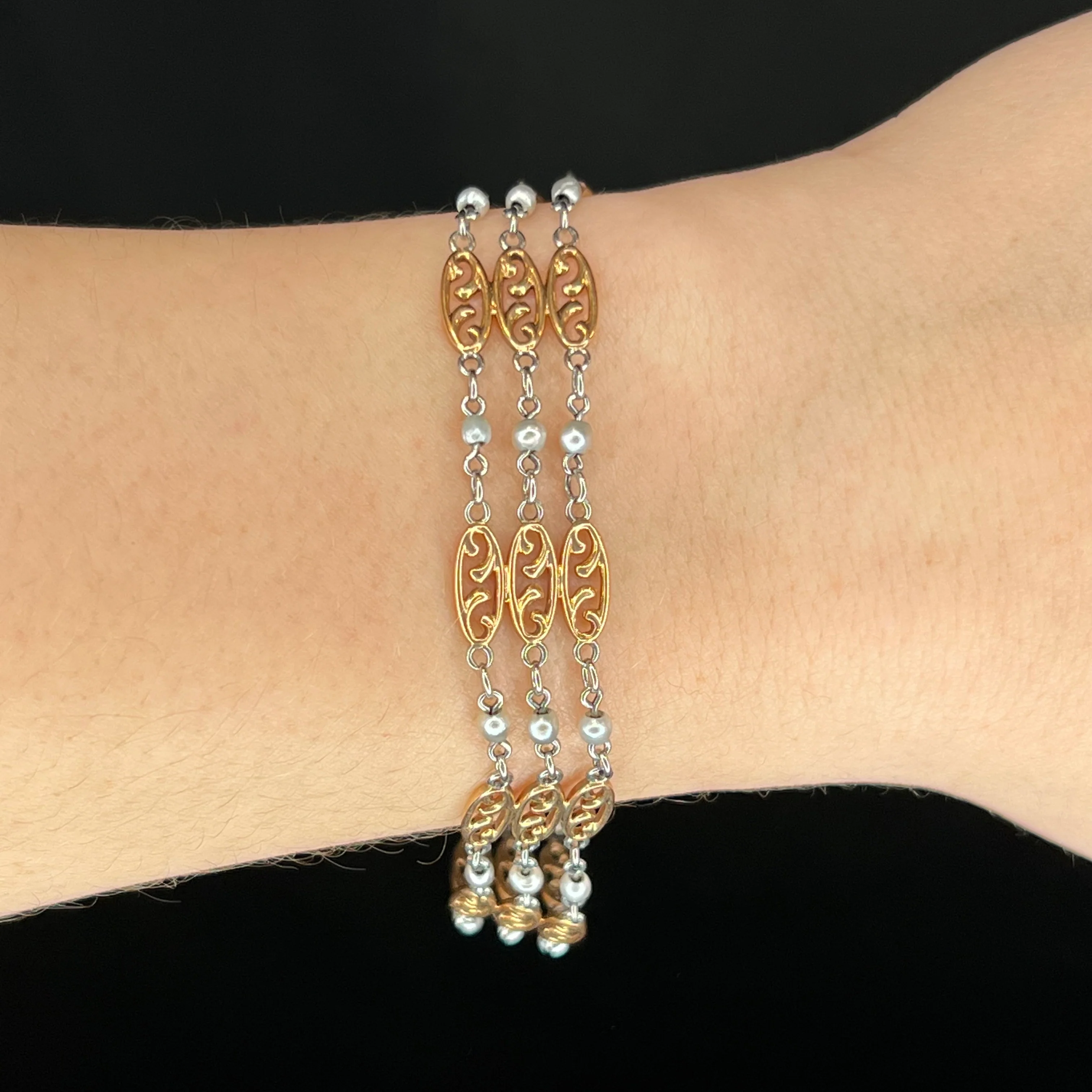 Edwardian Seed Pearl Bracelet in 18k Yellow Gold and Platinum - Image 5