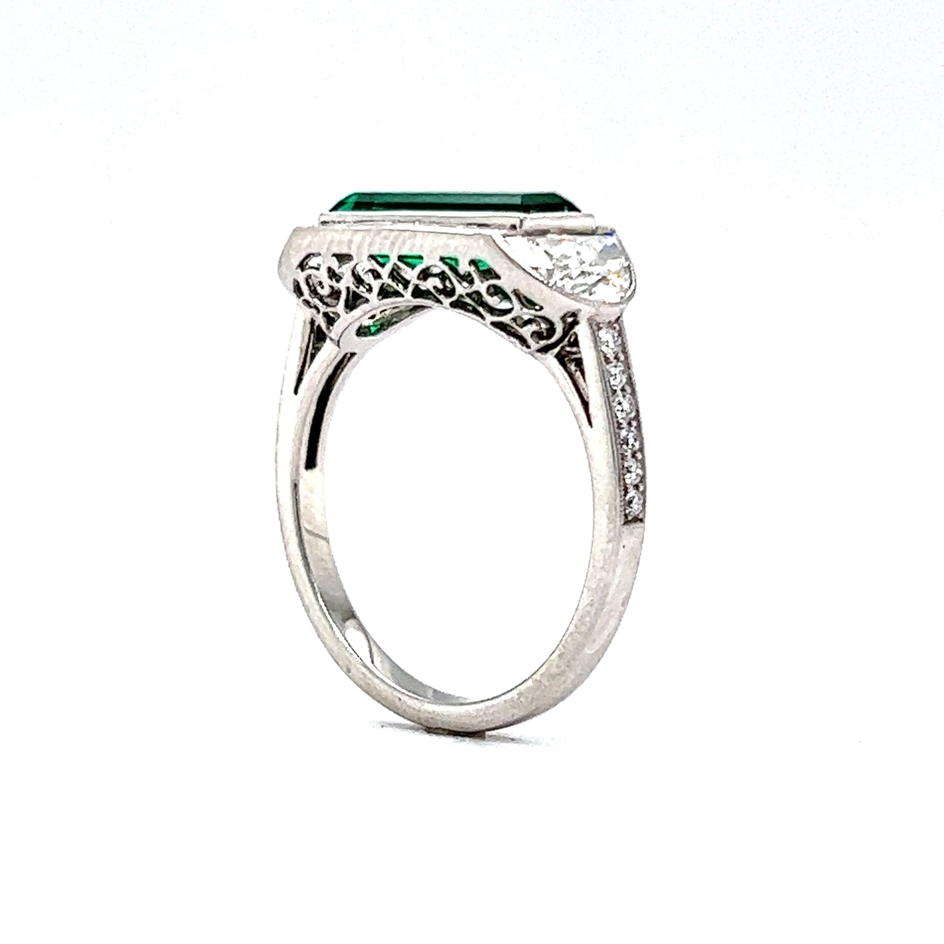 Elongated Emerald & Diamond Cocktail Ring in Platinum - Image 5