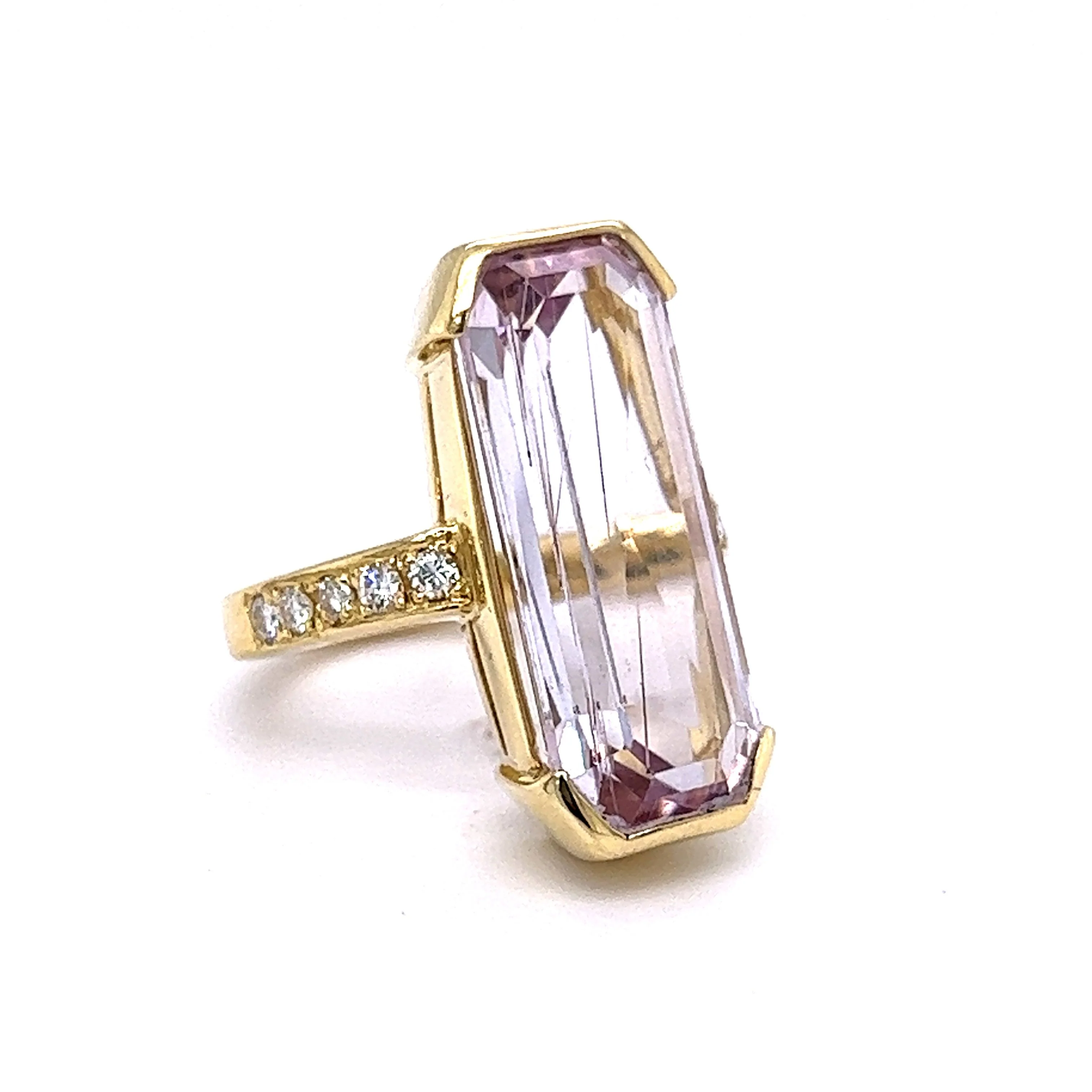 Elongated Kunzite & Diamond Cocktail Ring in 18k Yellow Gold - Image 3