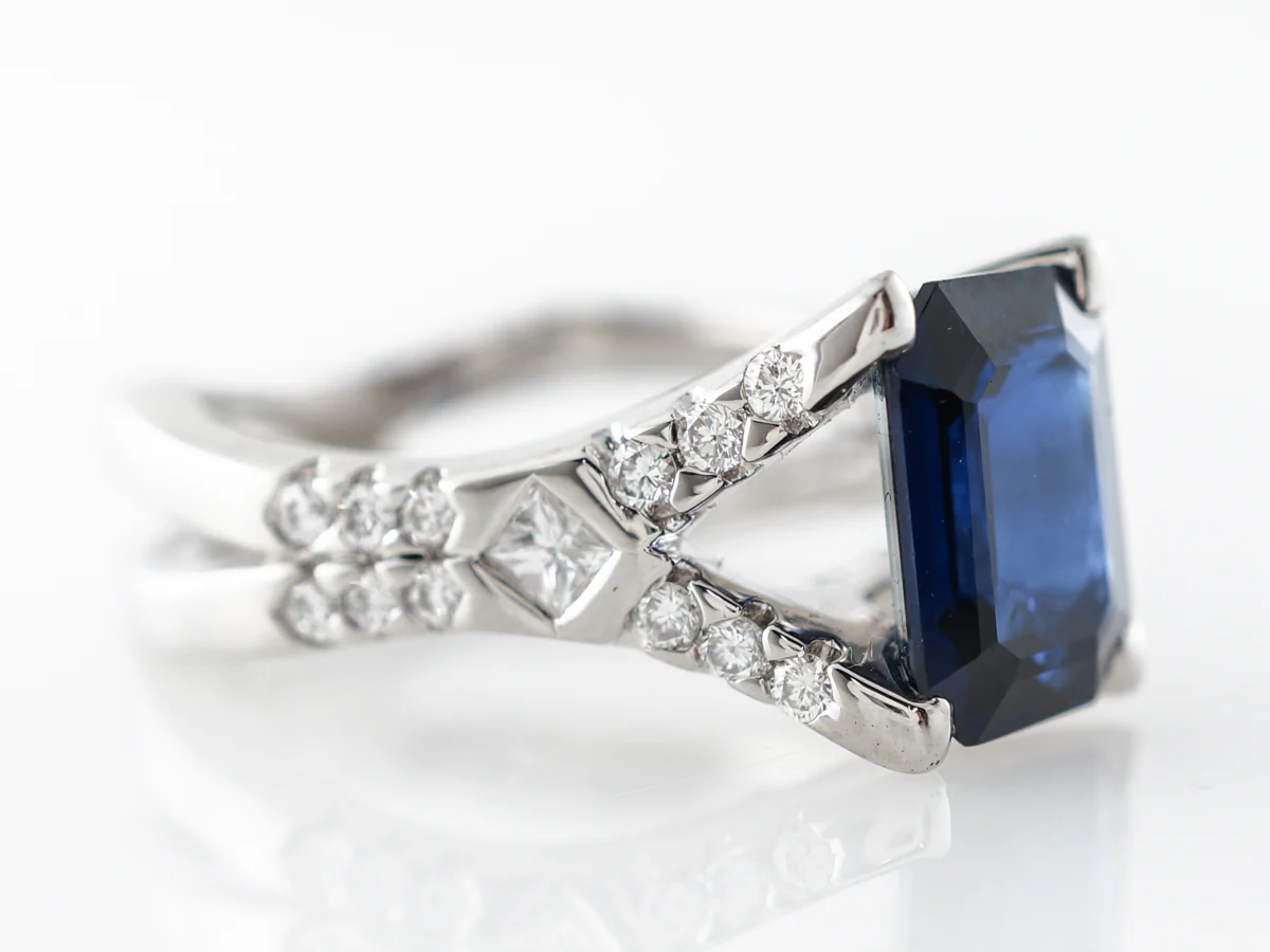 Emerald Cut Sapphire & Diamond Ring in Platinum - Image 3