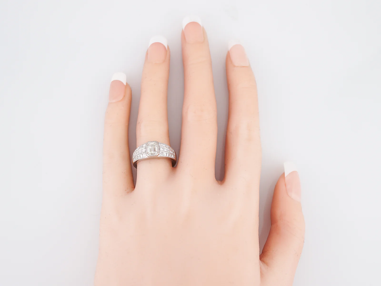 Engagement Ring Modern 1.00 Emerald Cut Diamond in Platinum - Image 6