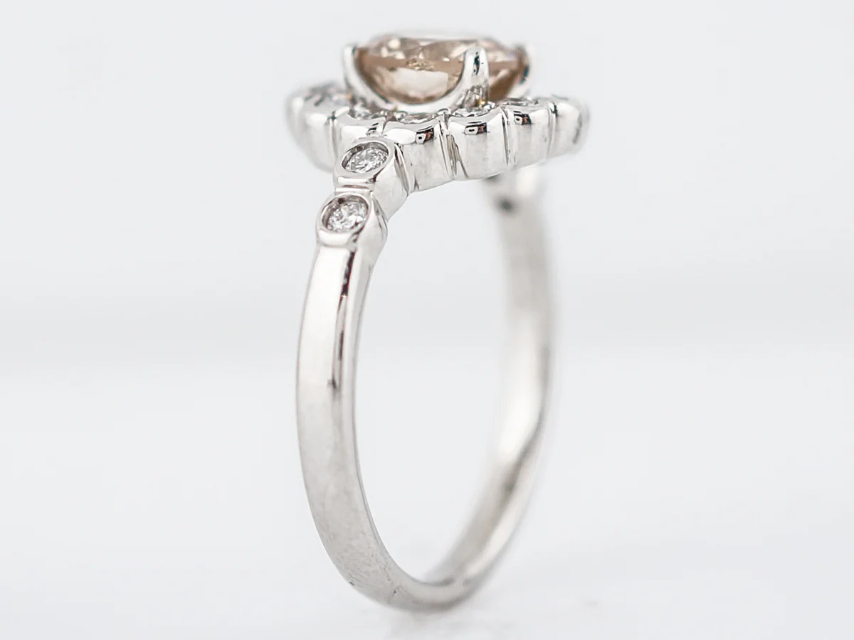 Engagement Ring Modern 1.01 Round Brilliant Cut Diamond in Platinum - Image 4