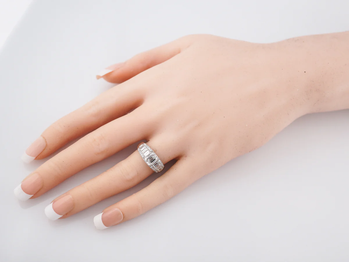 Engagement Ring Modern 1.05 Emerald Cut Diamond in Platinum - Image 7