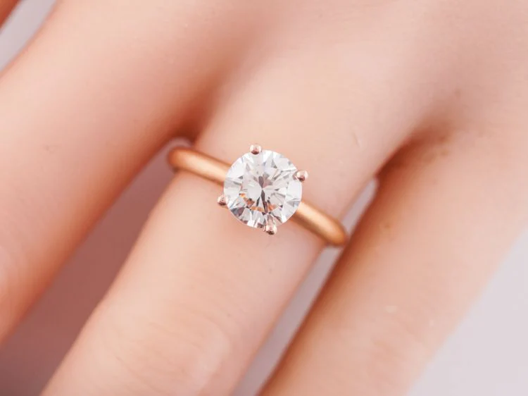 Engagement Ring Modern 1.09 Round Brilliant Cut Diamond in 14k Rose Gold - Image 8